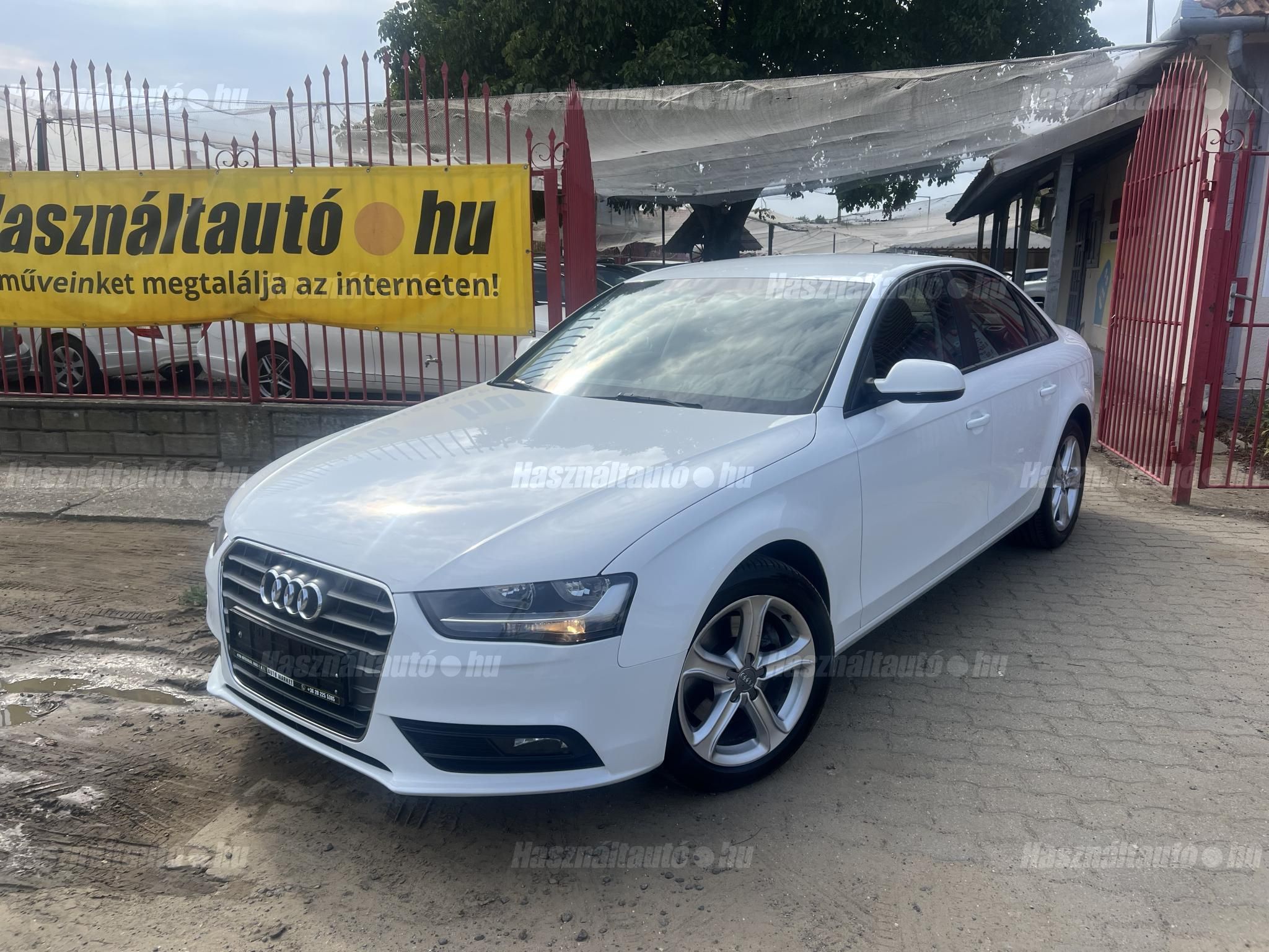 AUDI A4 2012/12 - 1