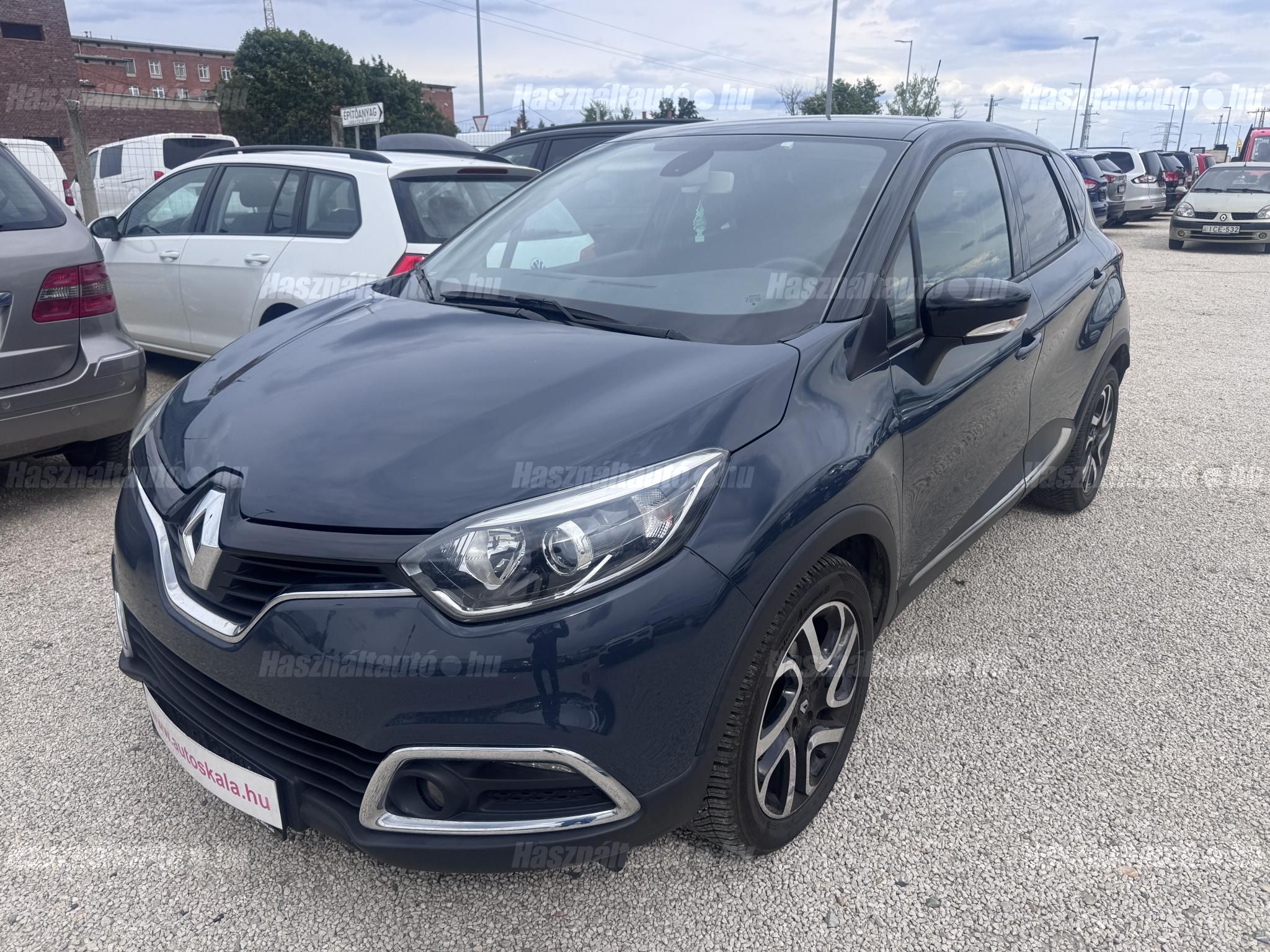 RENAULT CAPTUR 2016/9 - 1