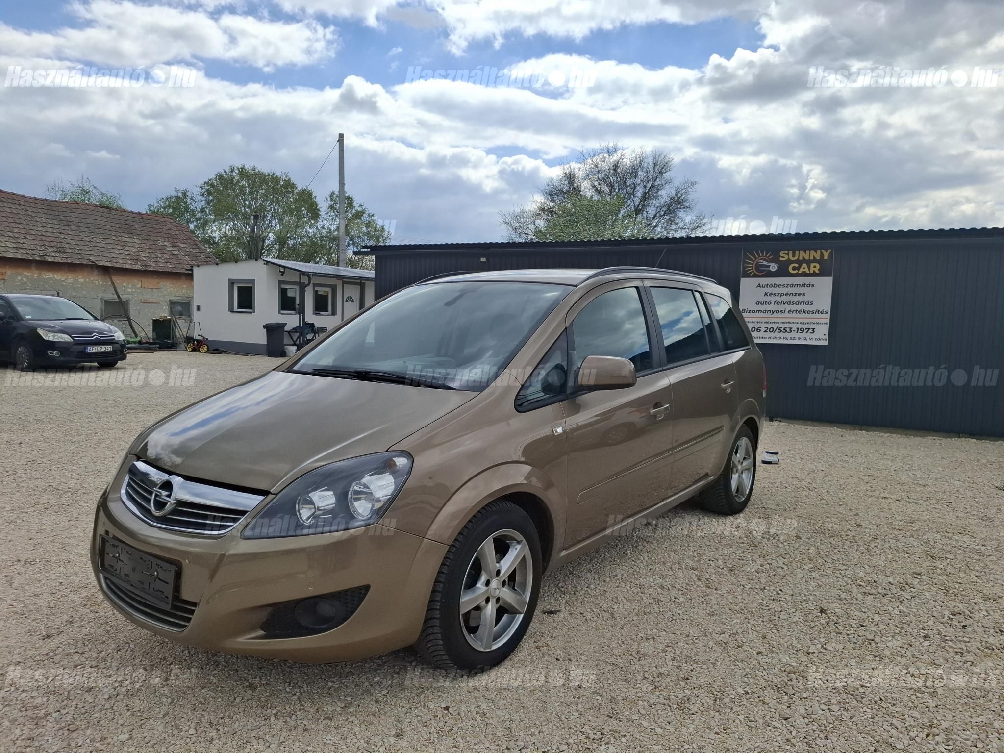 OPEL ZAFIRA 2014/8 - 1