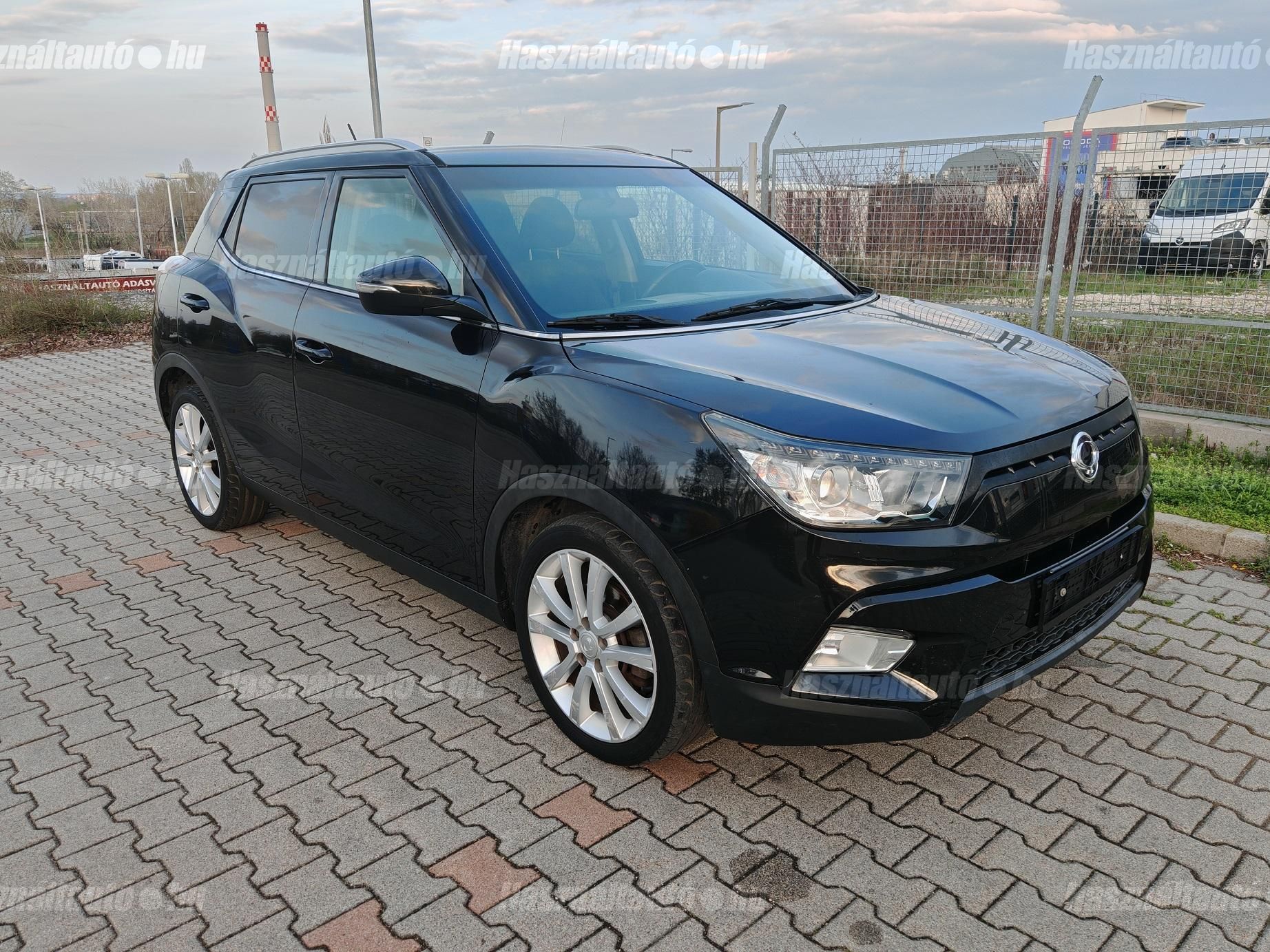 SSANGYONG TIVOLI 2017/11 - 1