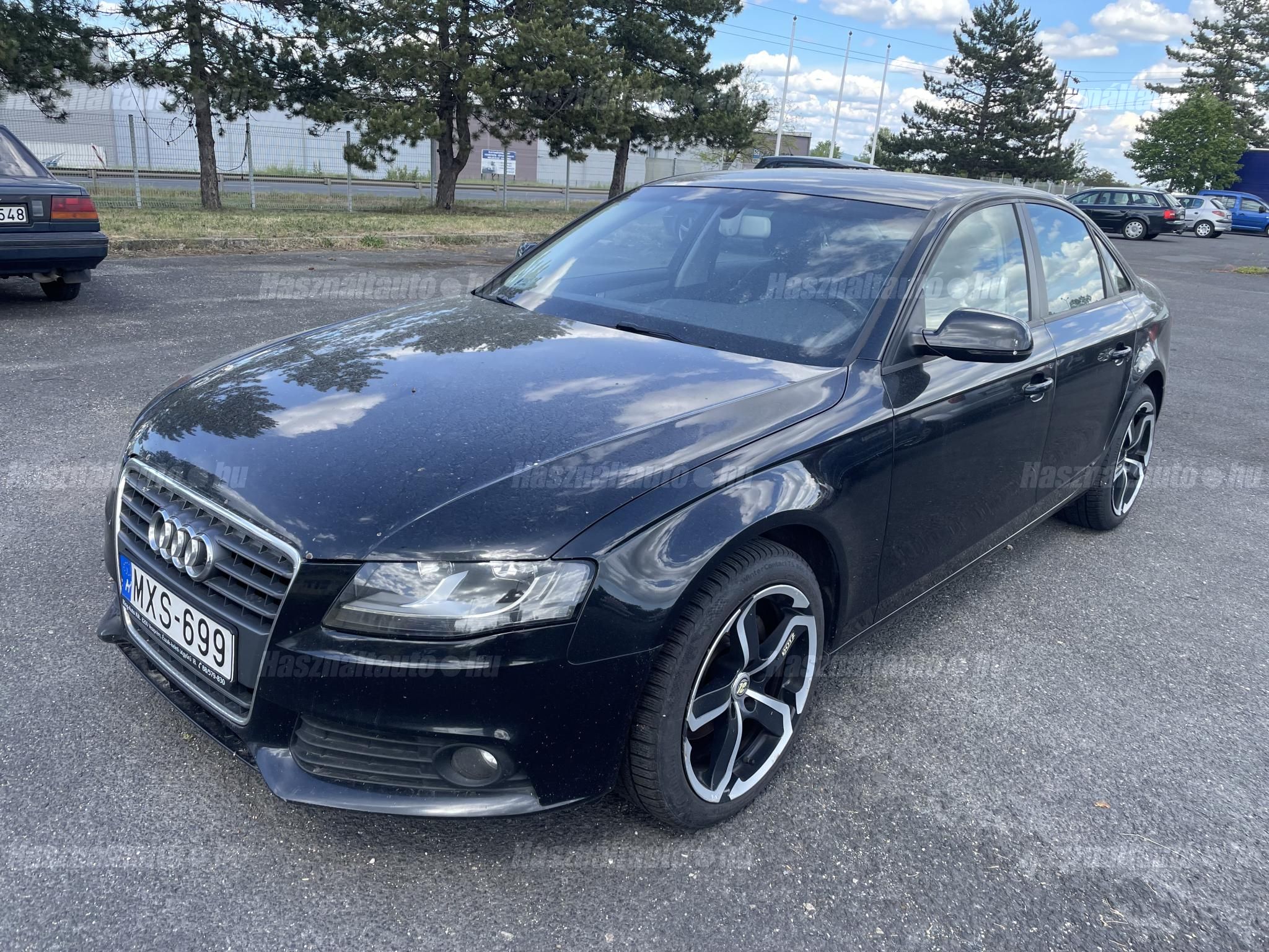 AUDI A4 2011 - 1