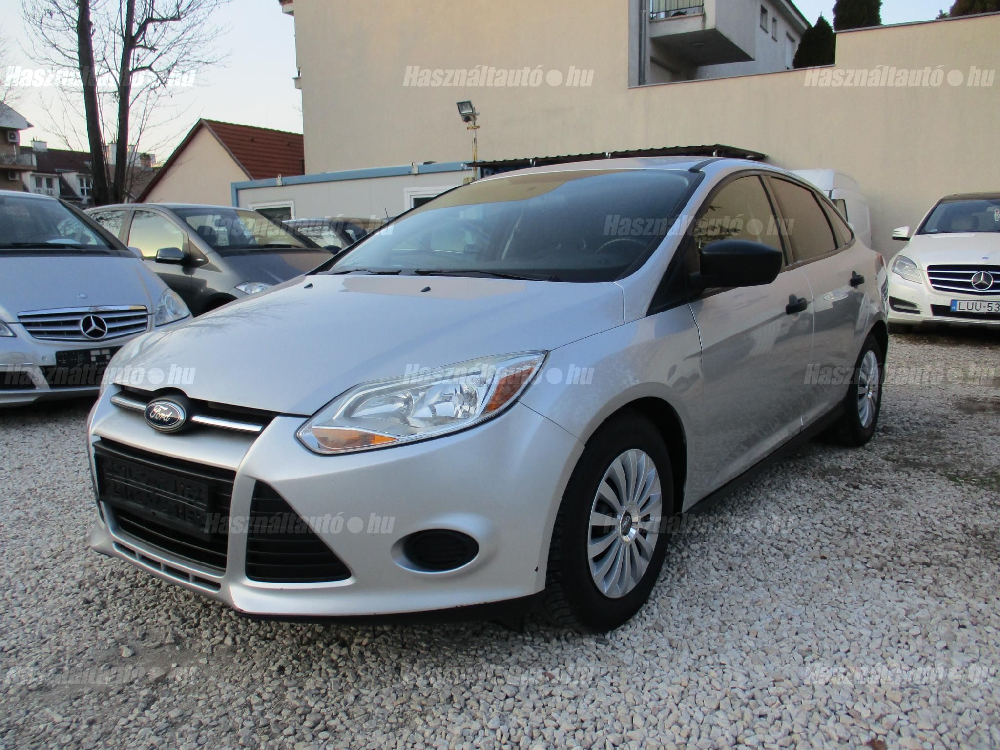 FORD FOCUS 2013/7 - 1