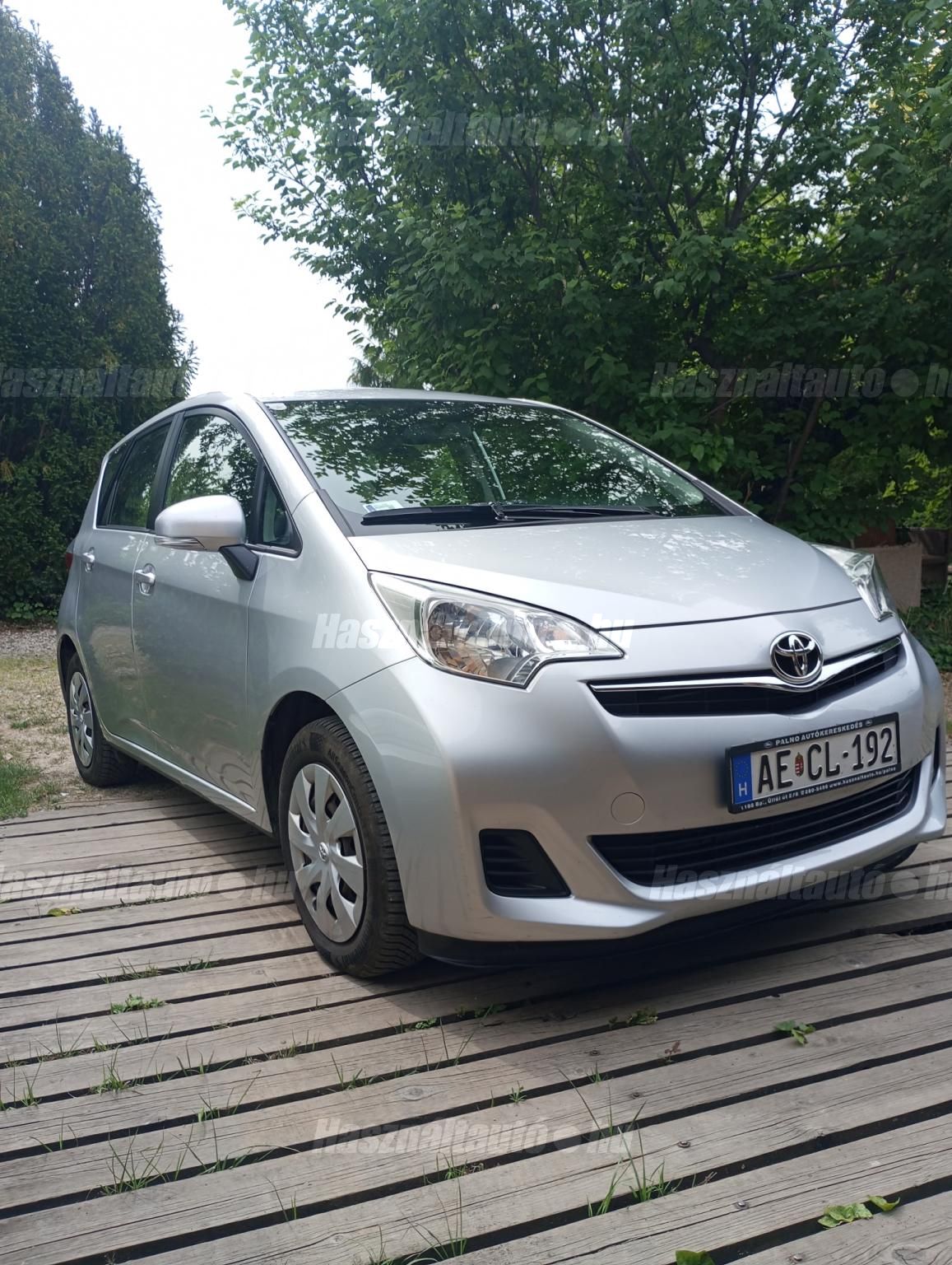 TOYOTA VERSO-S 2011 - 1