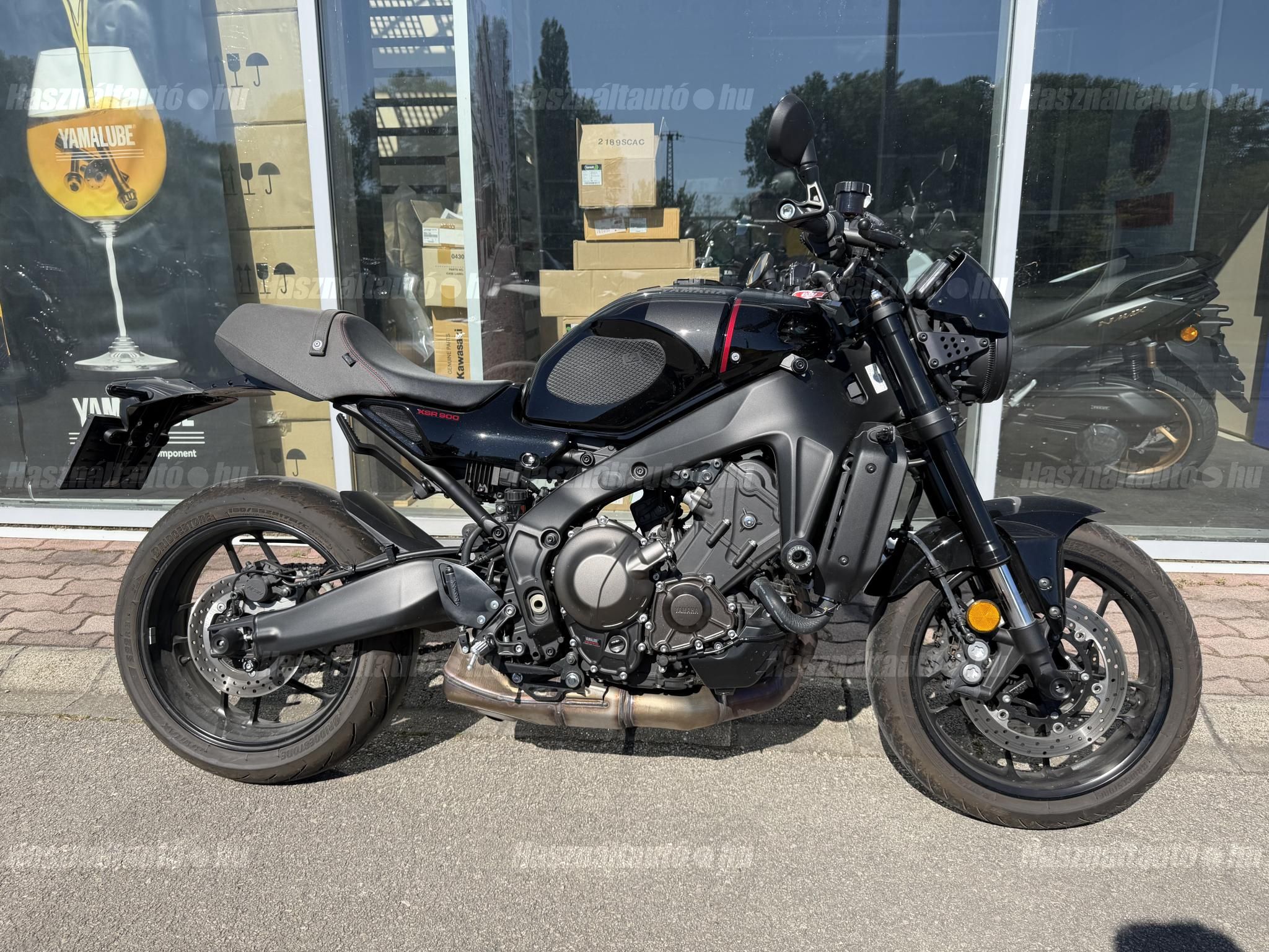 YAMAHA XSR 900 2023/10 - 1