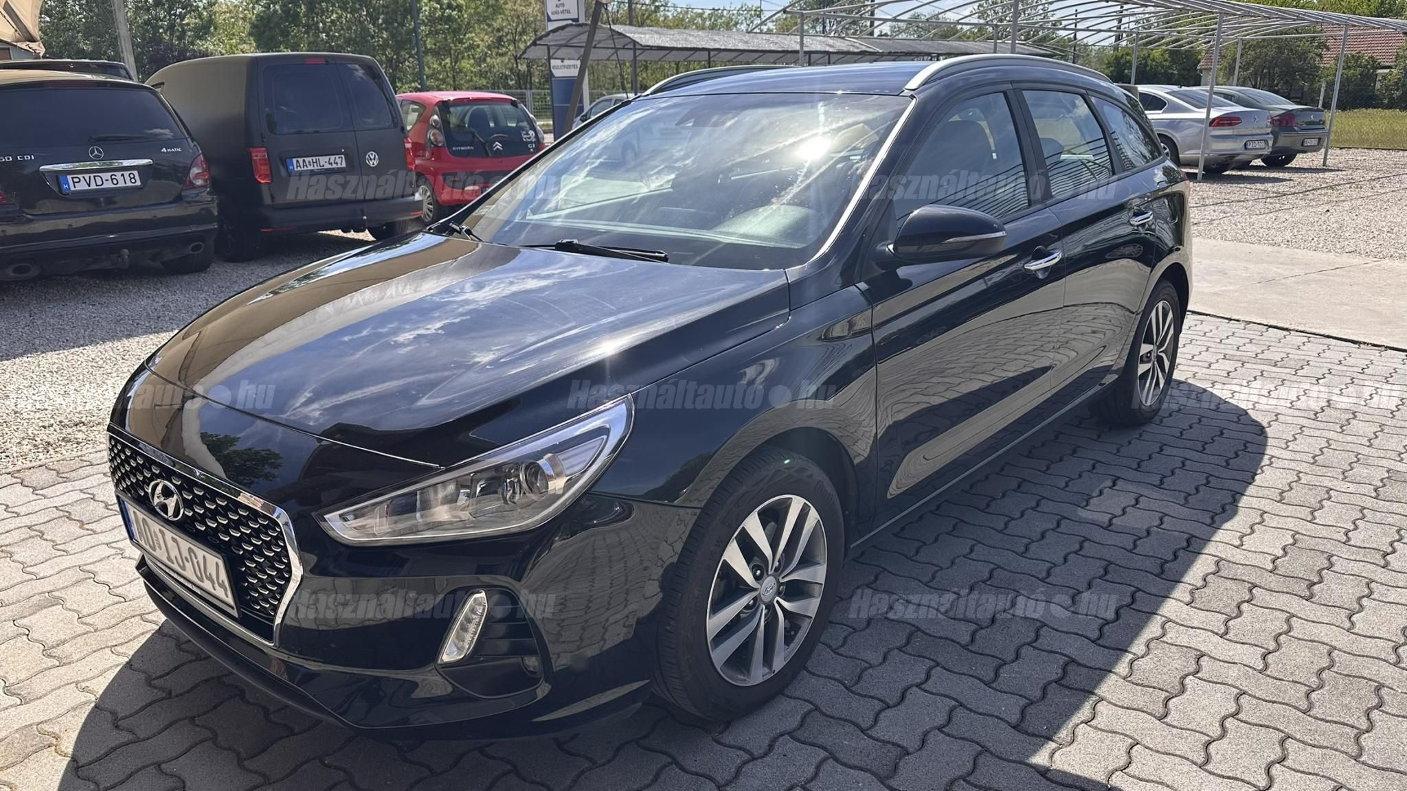 HYUNDAI I30 2018/8 - 1