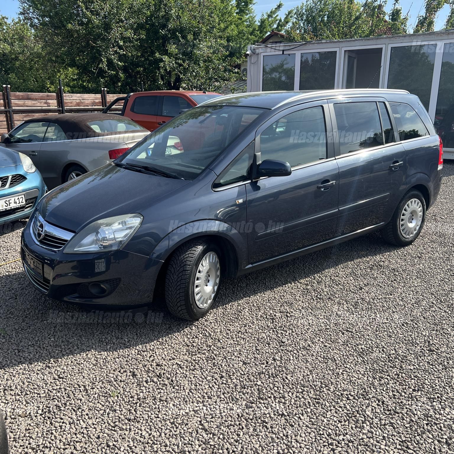 OPEL ZAFIRA B 2009/7 - 1