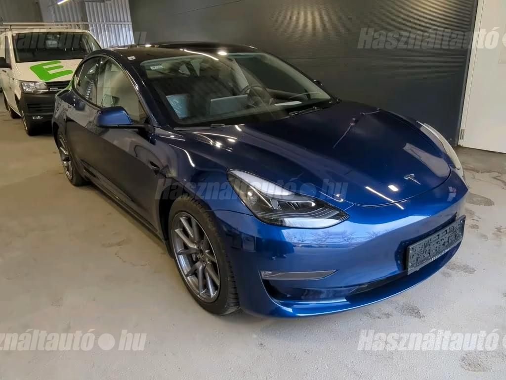 TESLA MODEL 3 2021/11 - 1