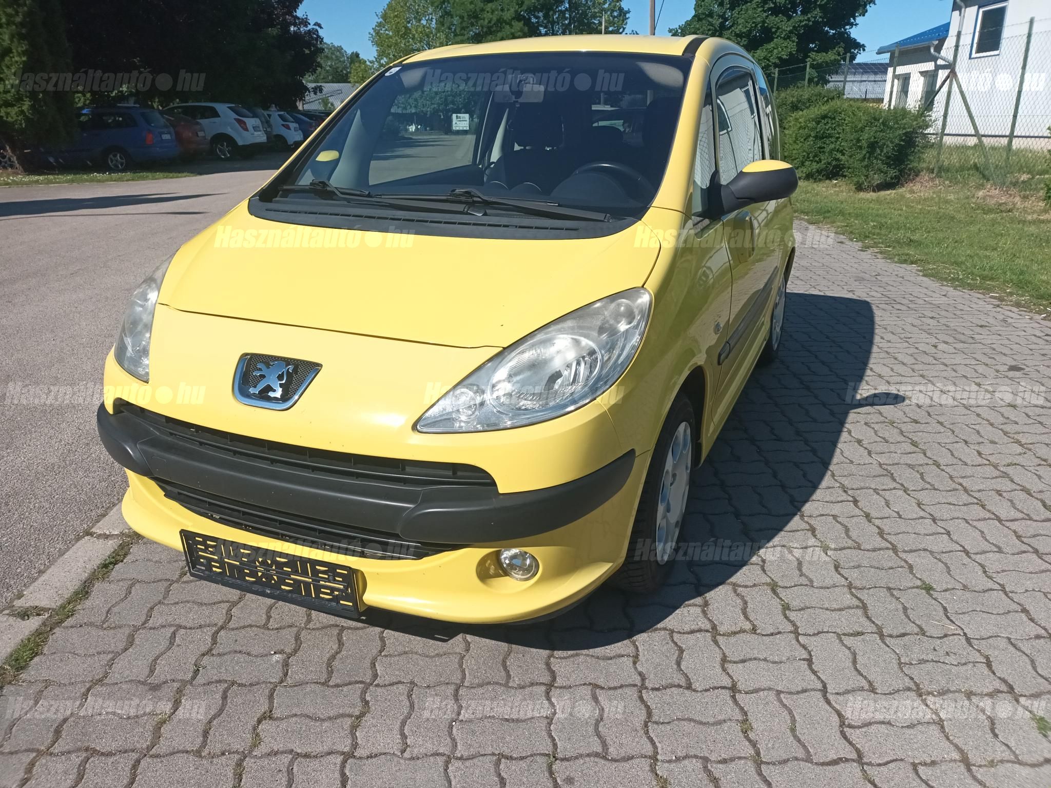 PEUGEOT 1007 2008/2 - 1