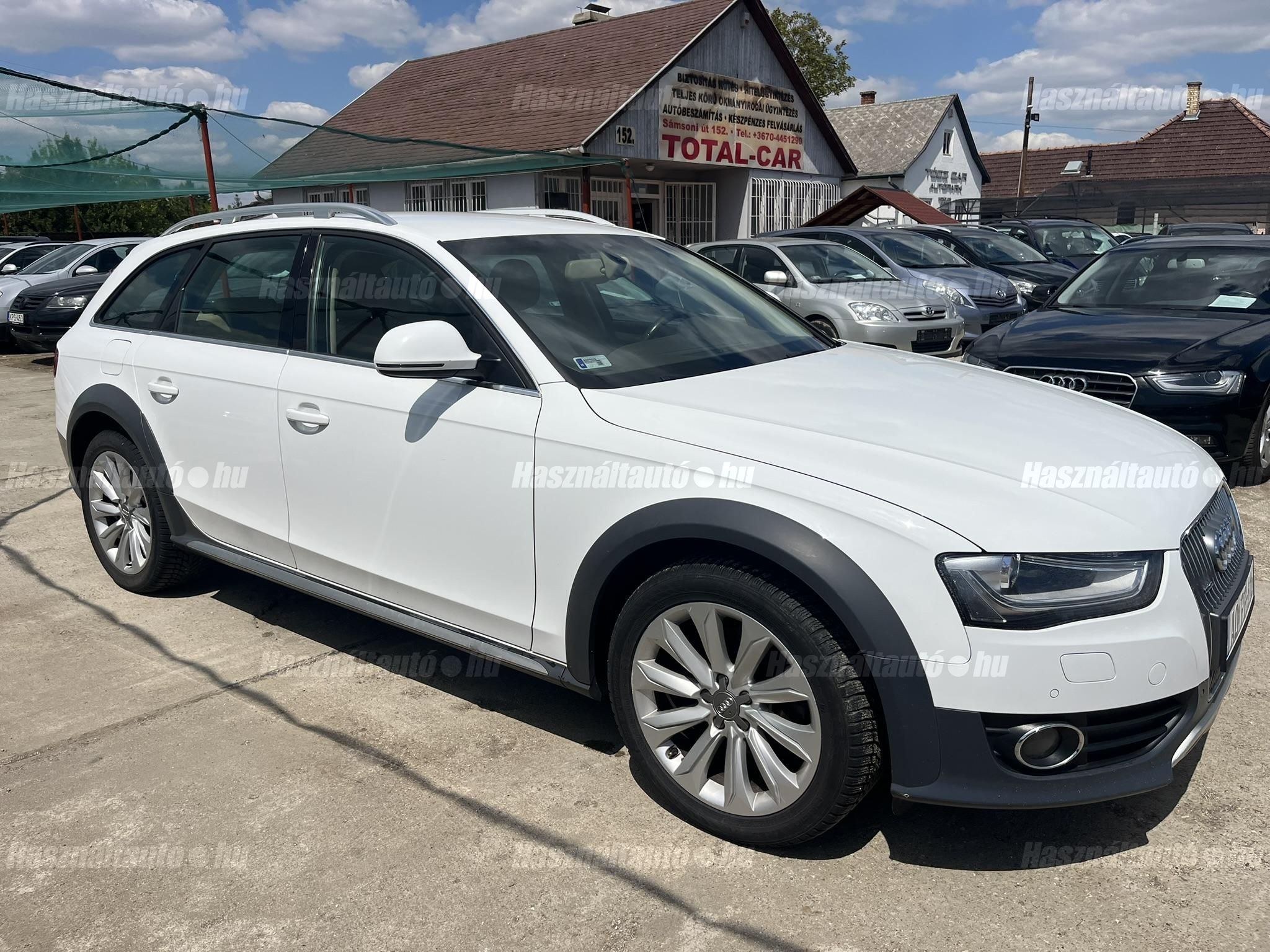 AUDI A4 ALLROAD 2012/9 - 1