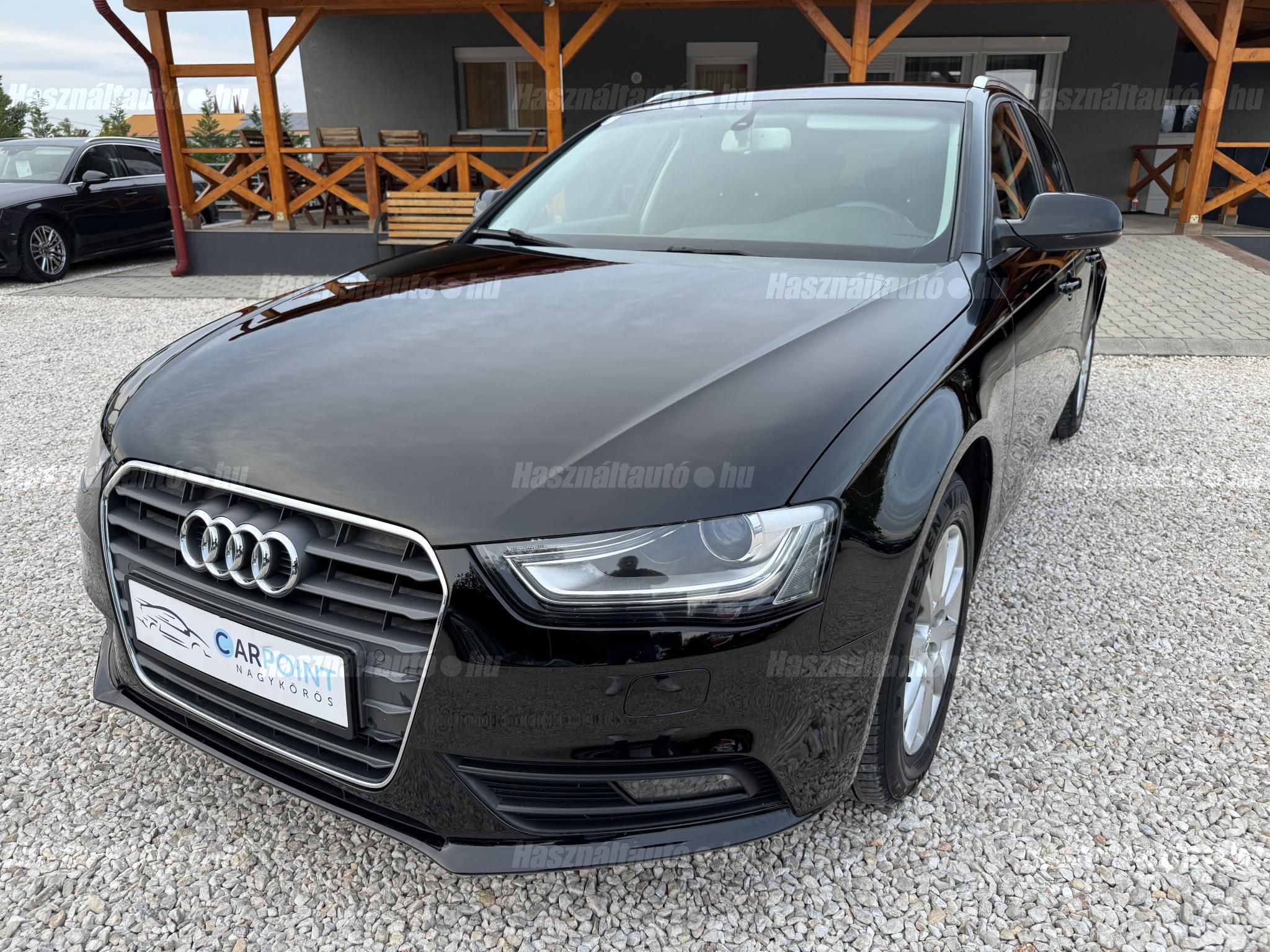 AUDI A4 2014/6 - 1