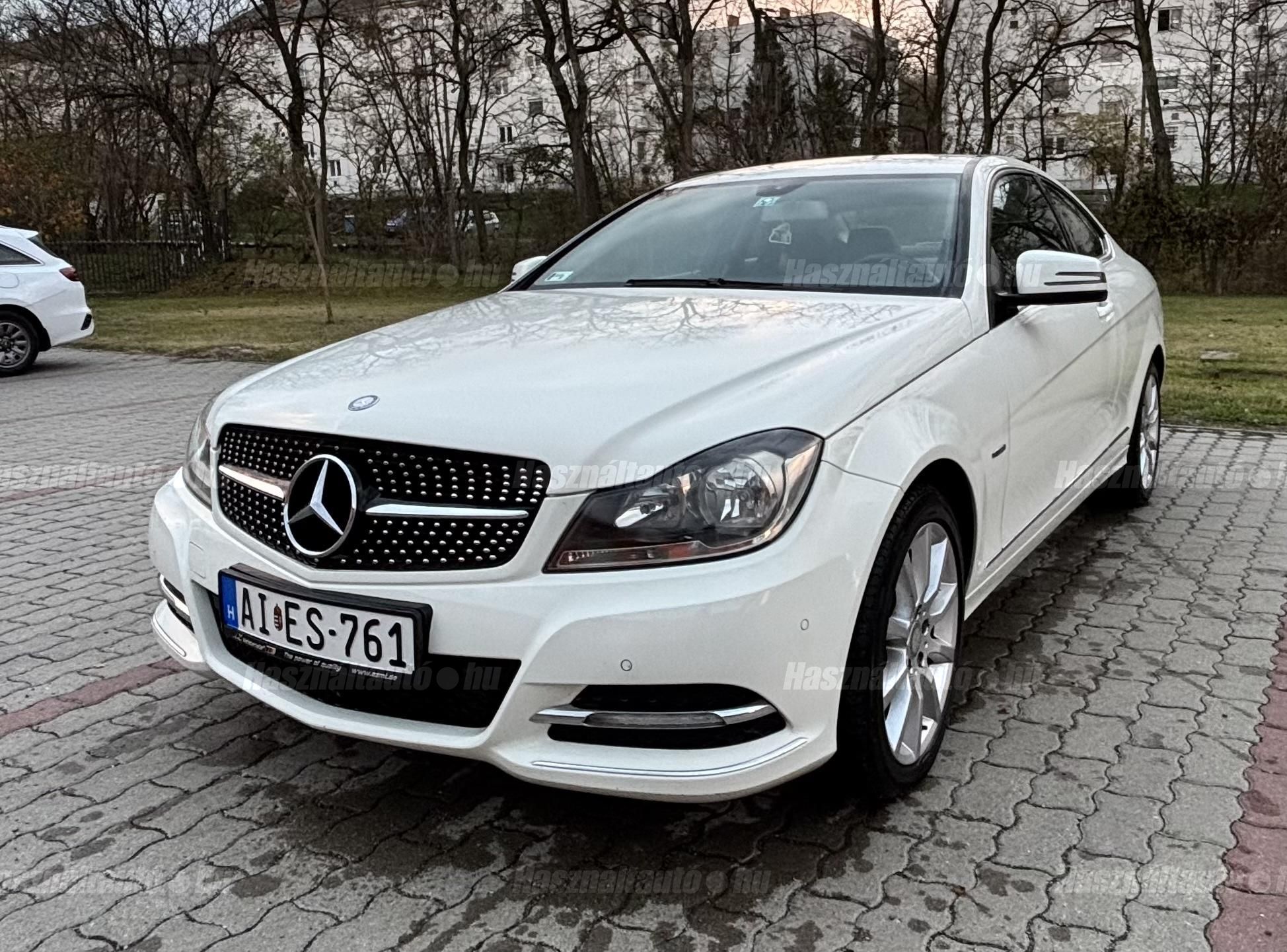 MERCEDES-BENZ 220 2012/12 - 1