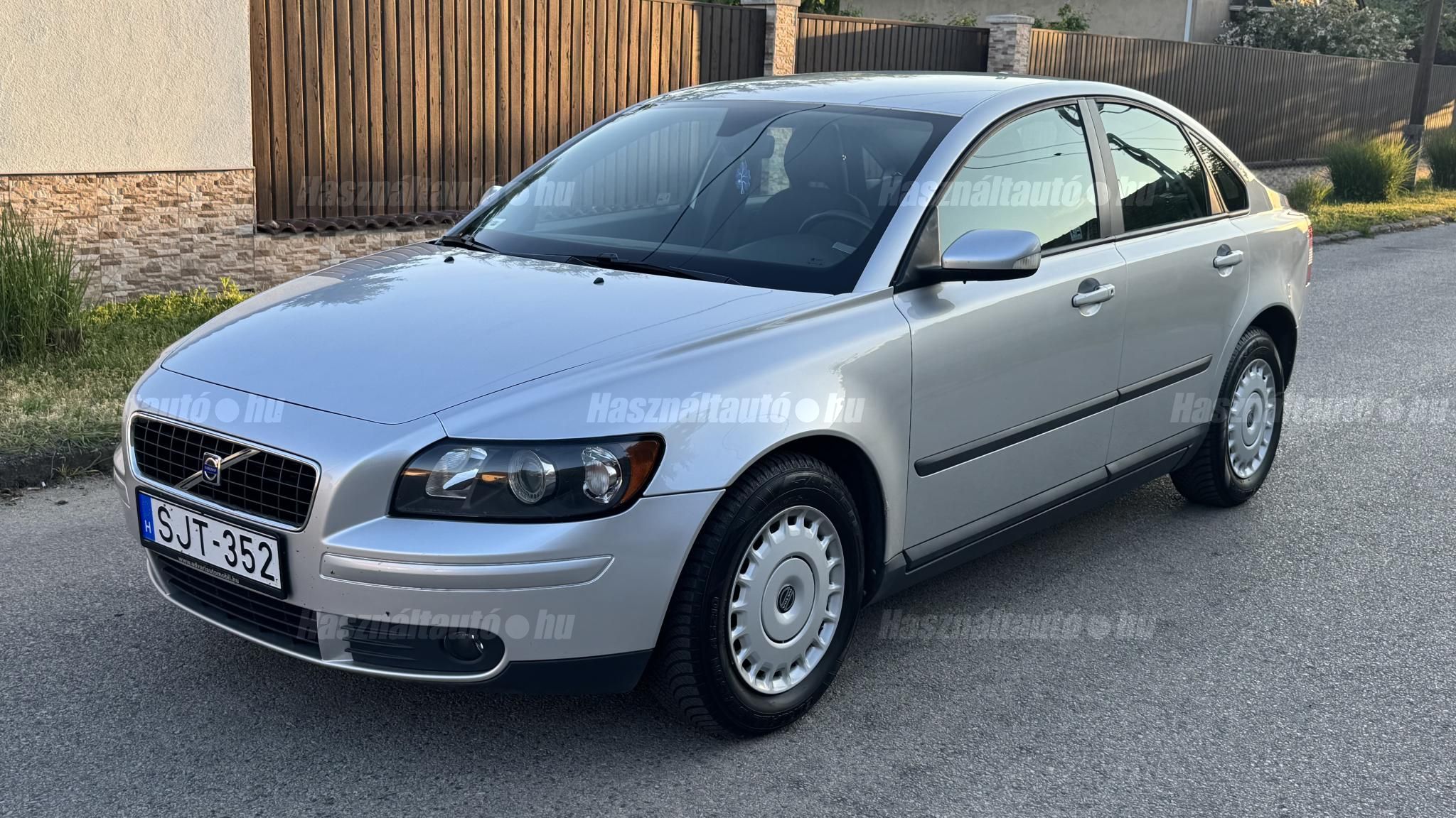 VOLVO S40 2006/3 - 1