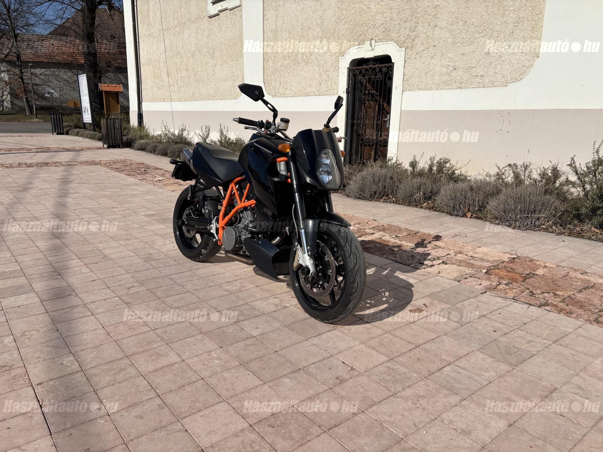 KTM 990 SUPER DUKE 2005/8 - 1