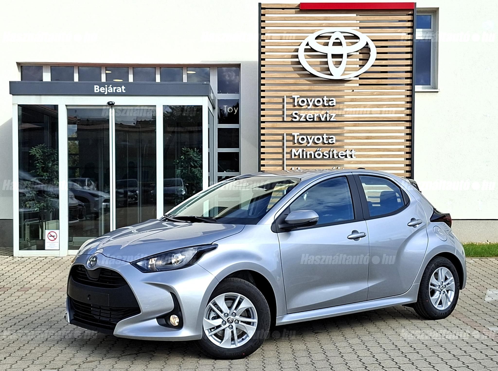 TOYOTA YARIS 2025 - 1