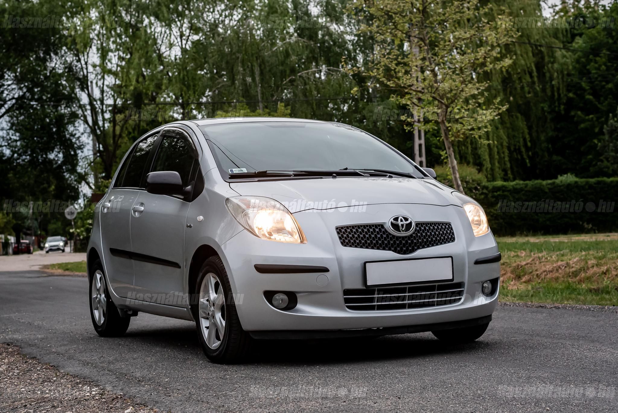 TOYOTA YARIS 2006/10 - 1