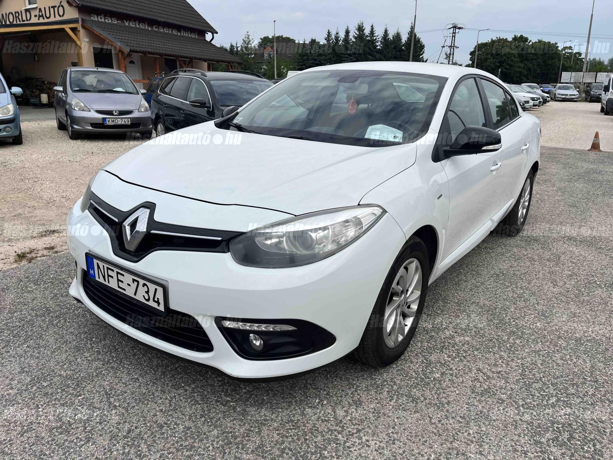 RENAULT FLUENCE 2015/6 - 1