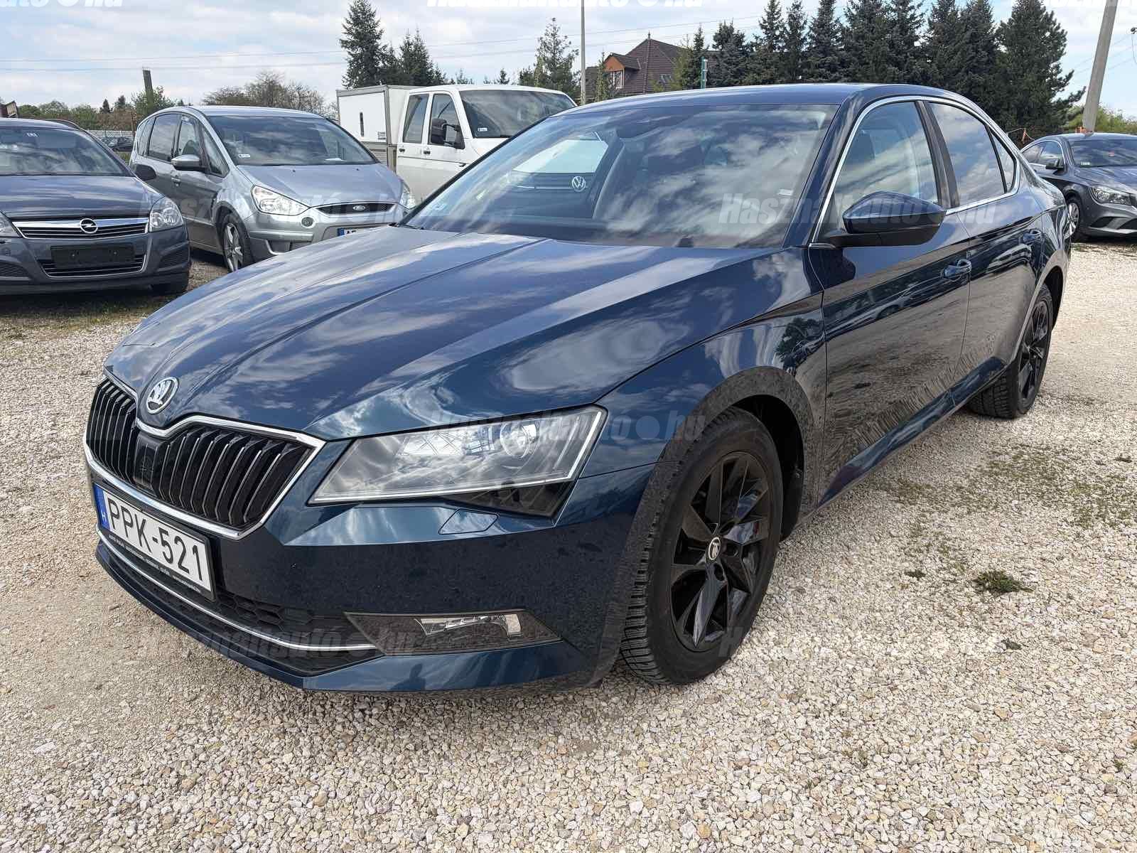 SKODA SUPERB 2018 - 1