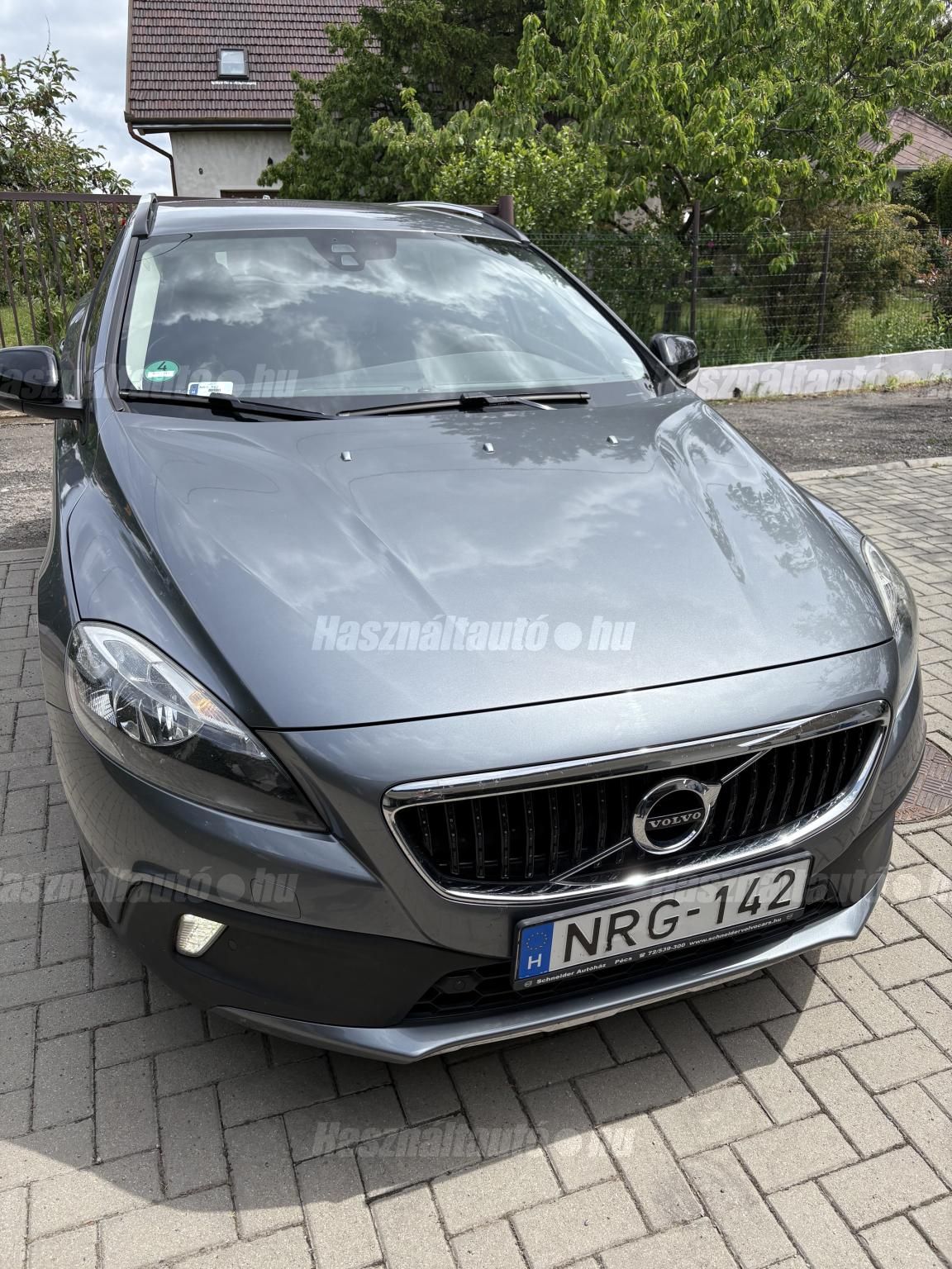 VOLVO V40 2016/6 - 1