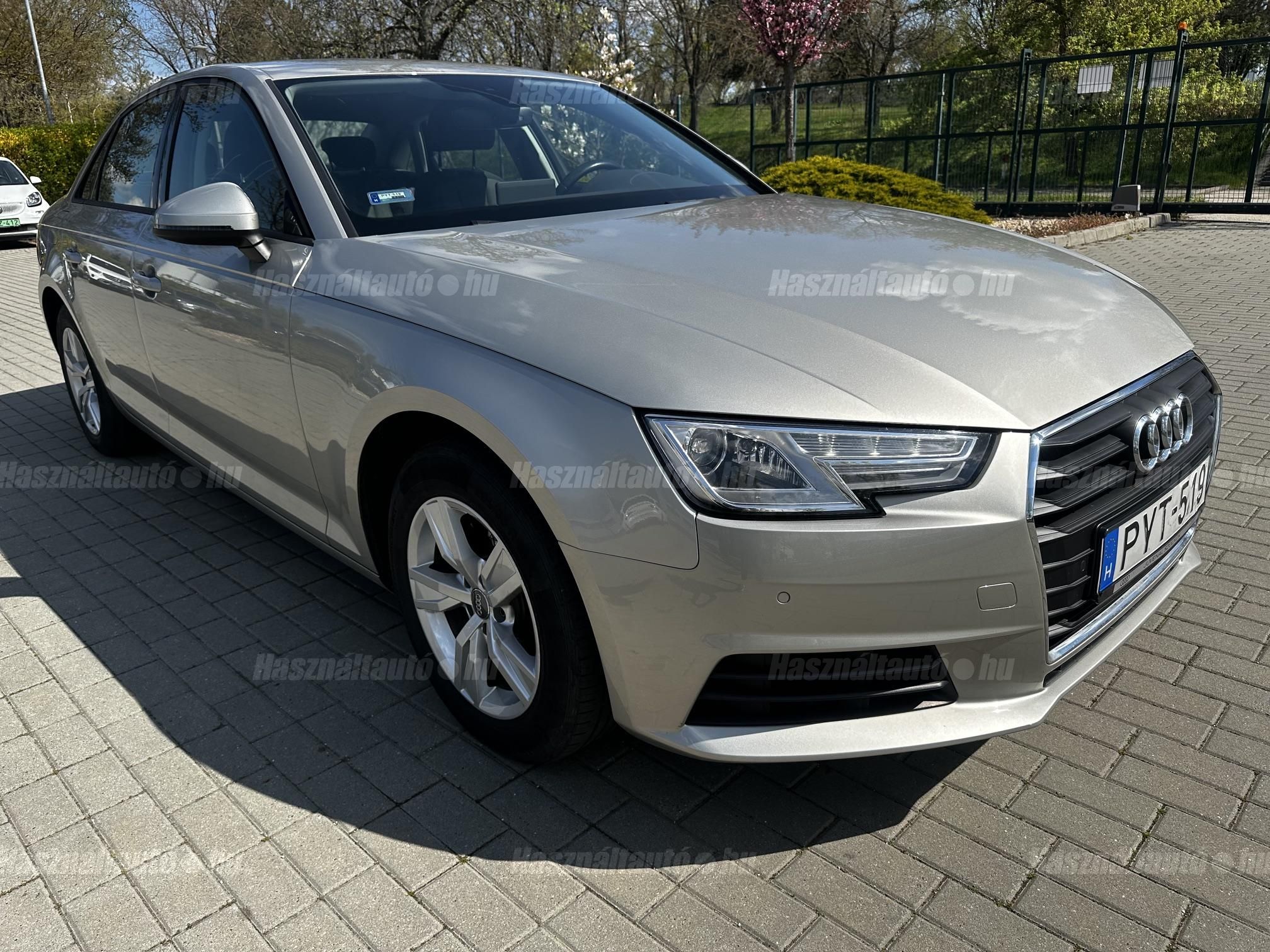 AUDI A4 2016/1 - 1