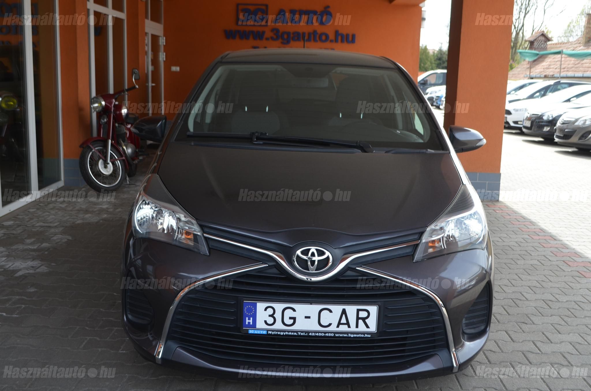 TOYOTA YARIS 2015/4 - 1