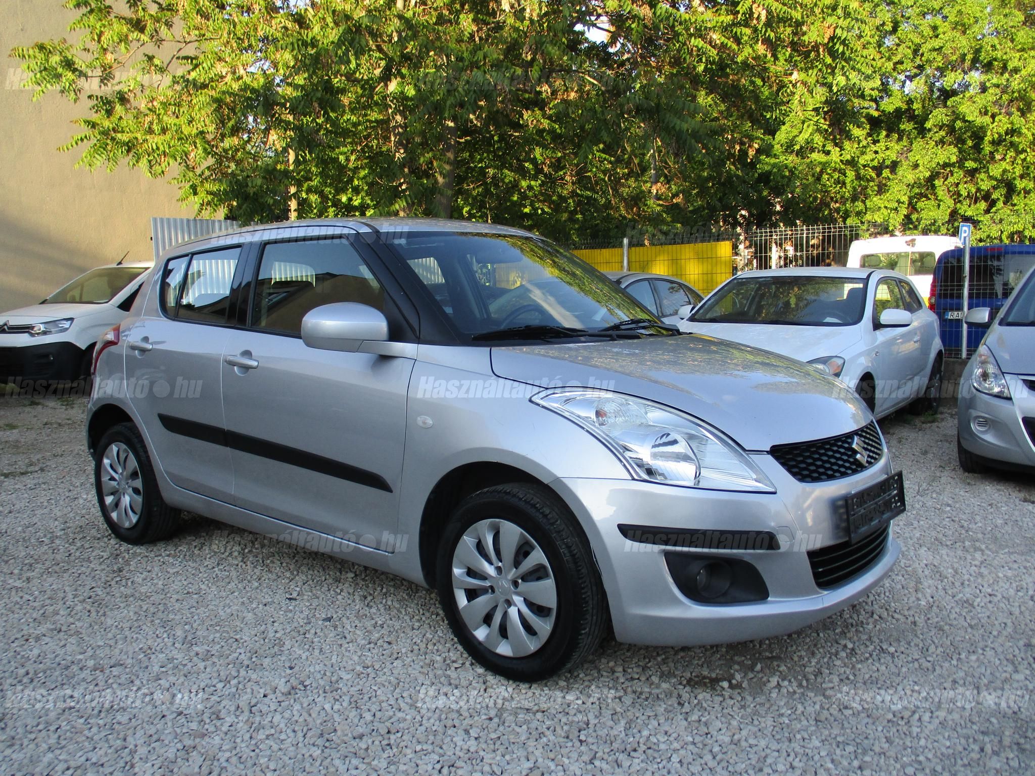 SUZUKI SWIFT 2013/2 - 1