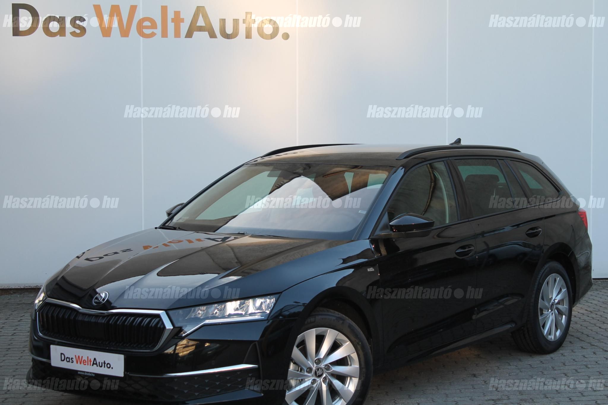 SKODA OCTAVIA 2025/10 - 1