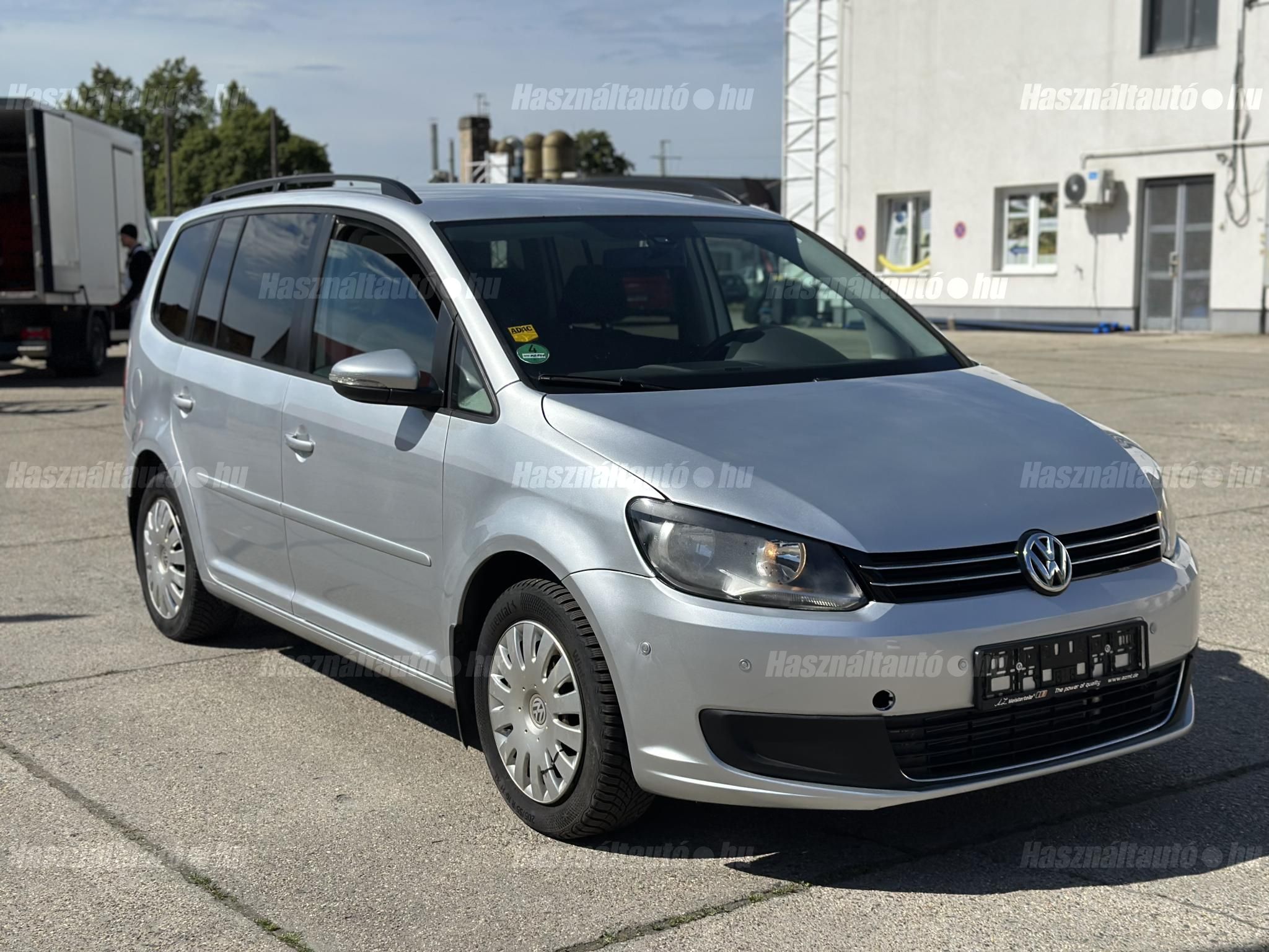 VOLKSWAGEN TOURAN 2012/1 - 1