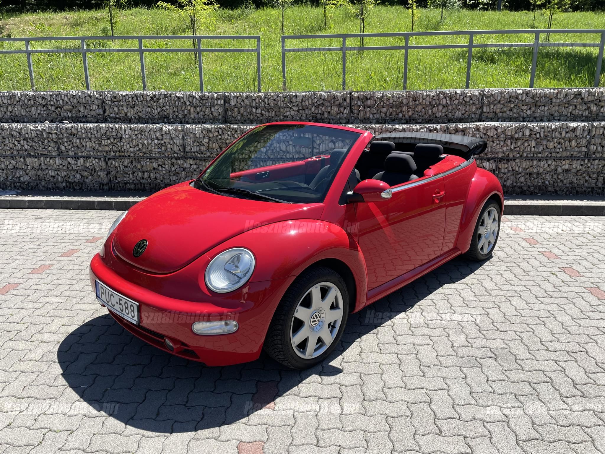 VOLKSWAGEN BEETLE 2003/7 - 1