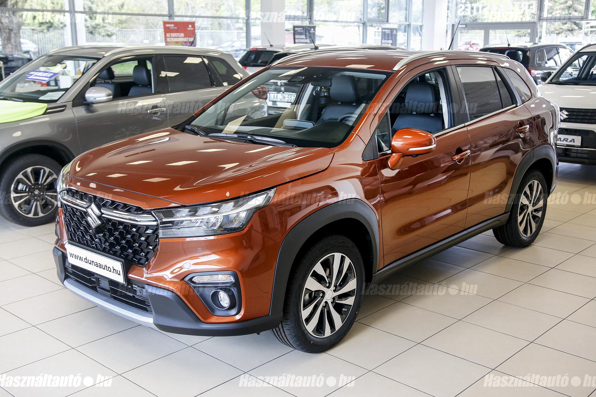 SUZUKI S-CROSS 2025/11 - 1