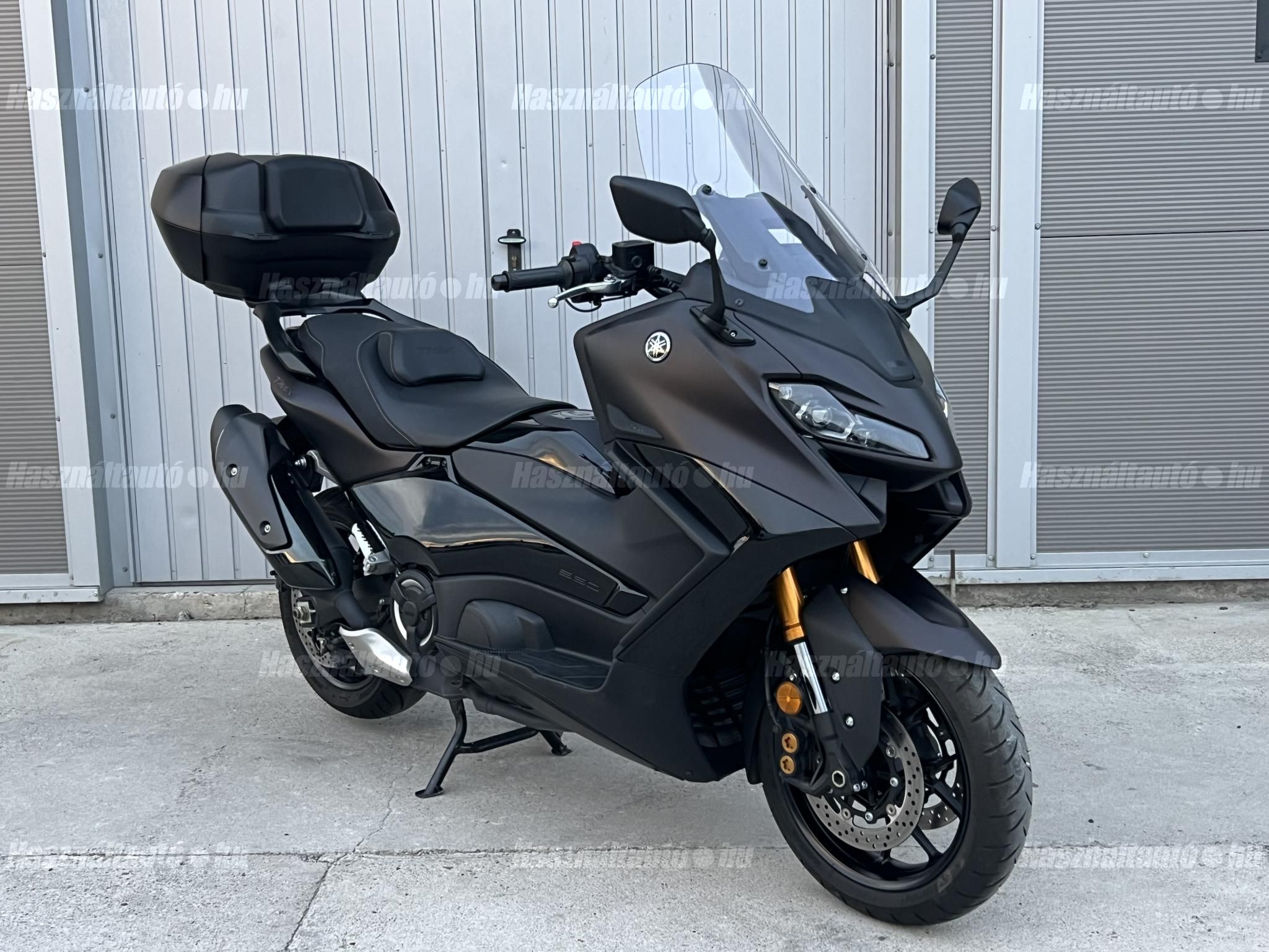 YAMAHA TMAX 2024/5 - 1