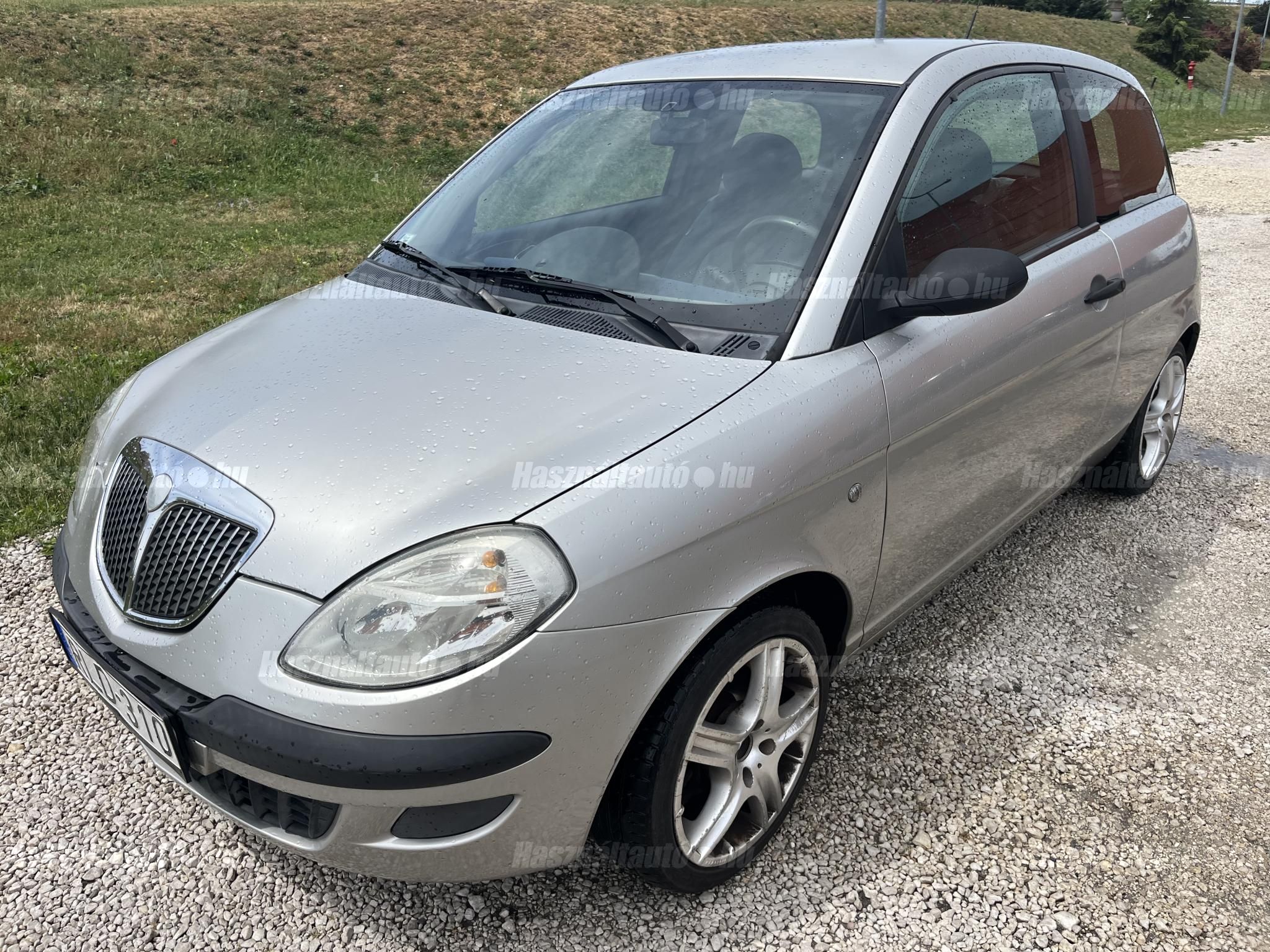 LANCIA YPSILON 2006/3 - 1