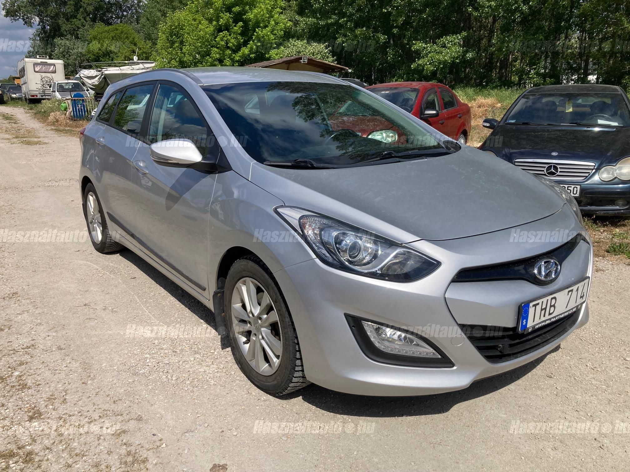 HYUNDAI I30 2014/3 - 1