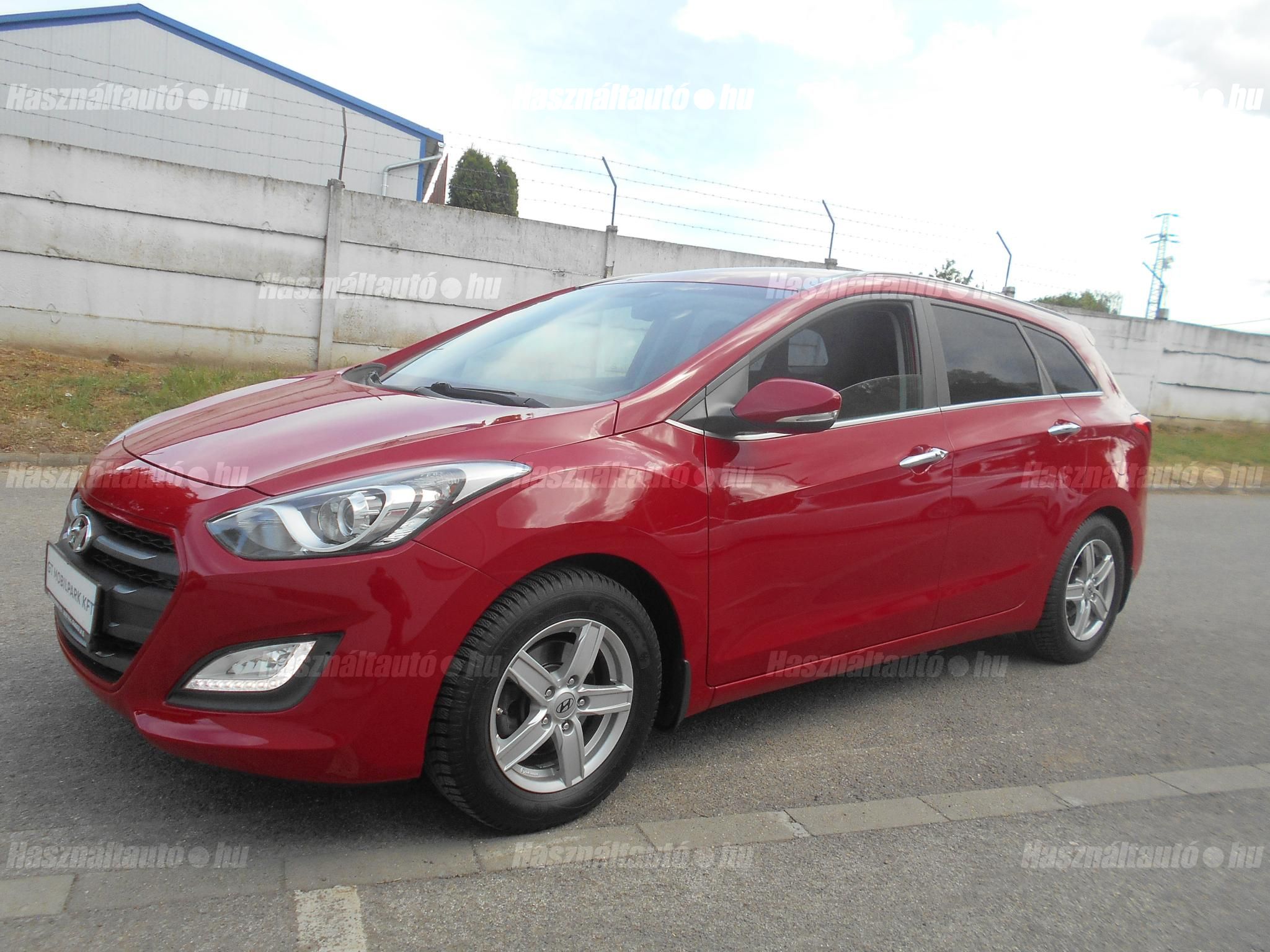 HYUNDAI I30 2016/3 - 1