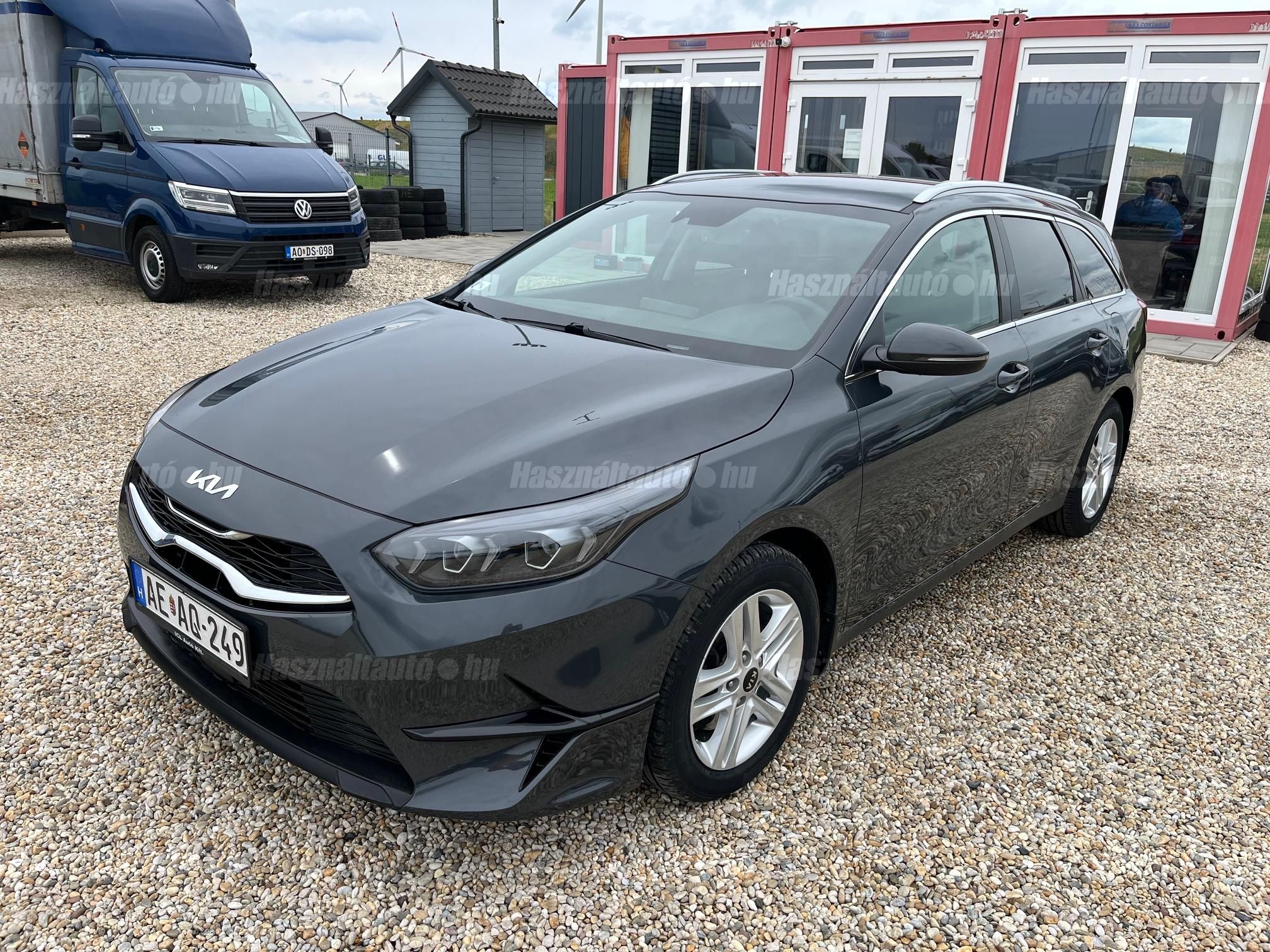 KIA CEE'D 2023/6 - 1