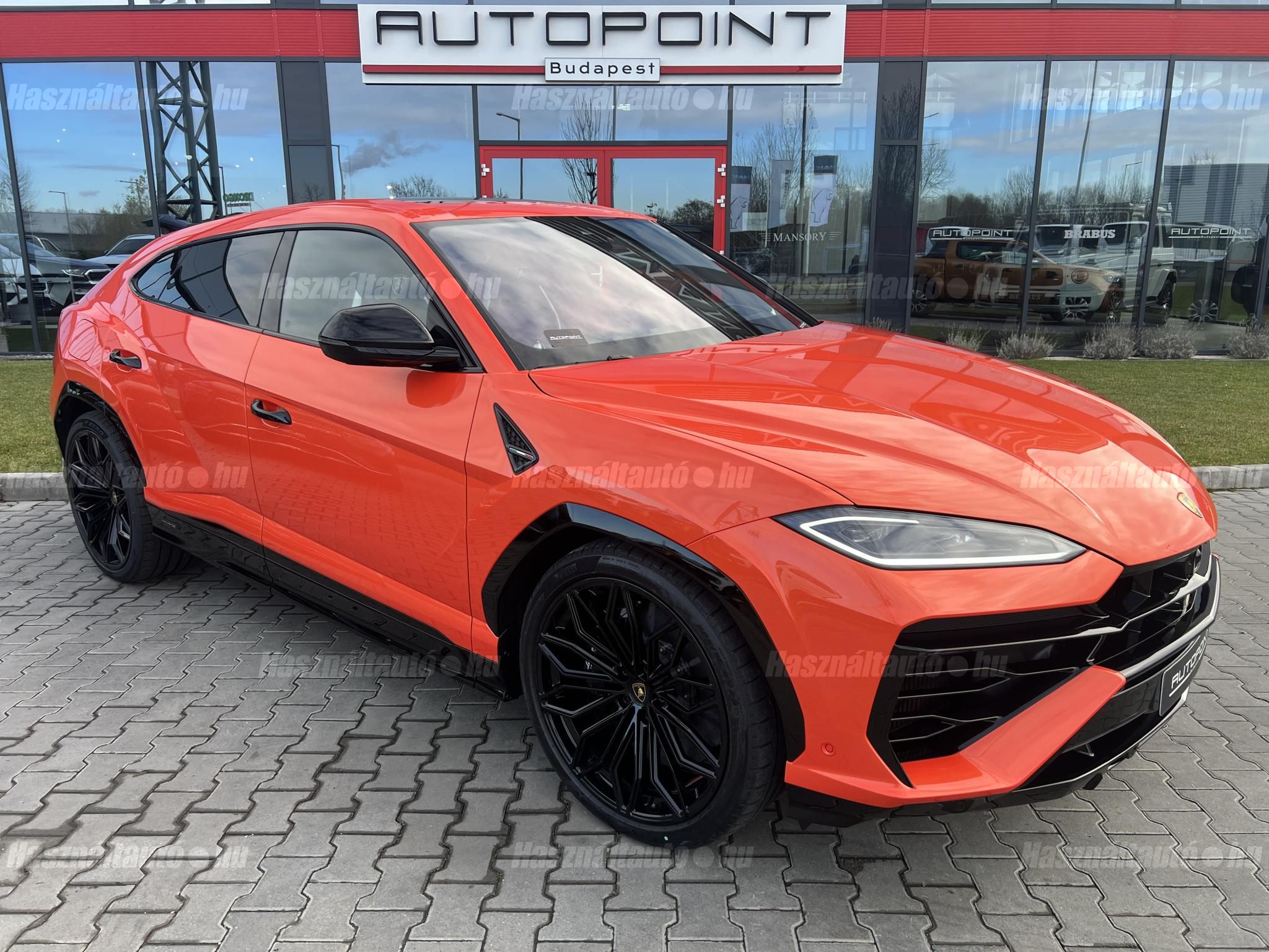 LAMBORGHINI URUS 2025/11 - 1