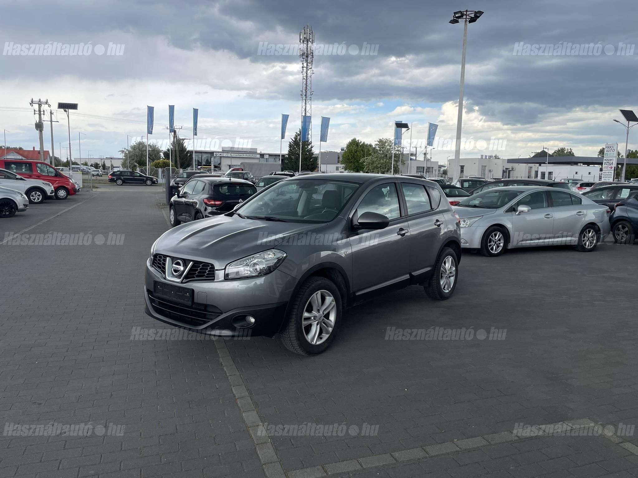 NISSAN QASHQAI 2012/1 - 1