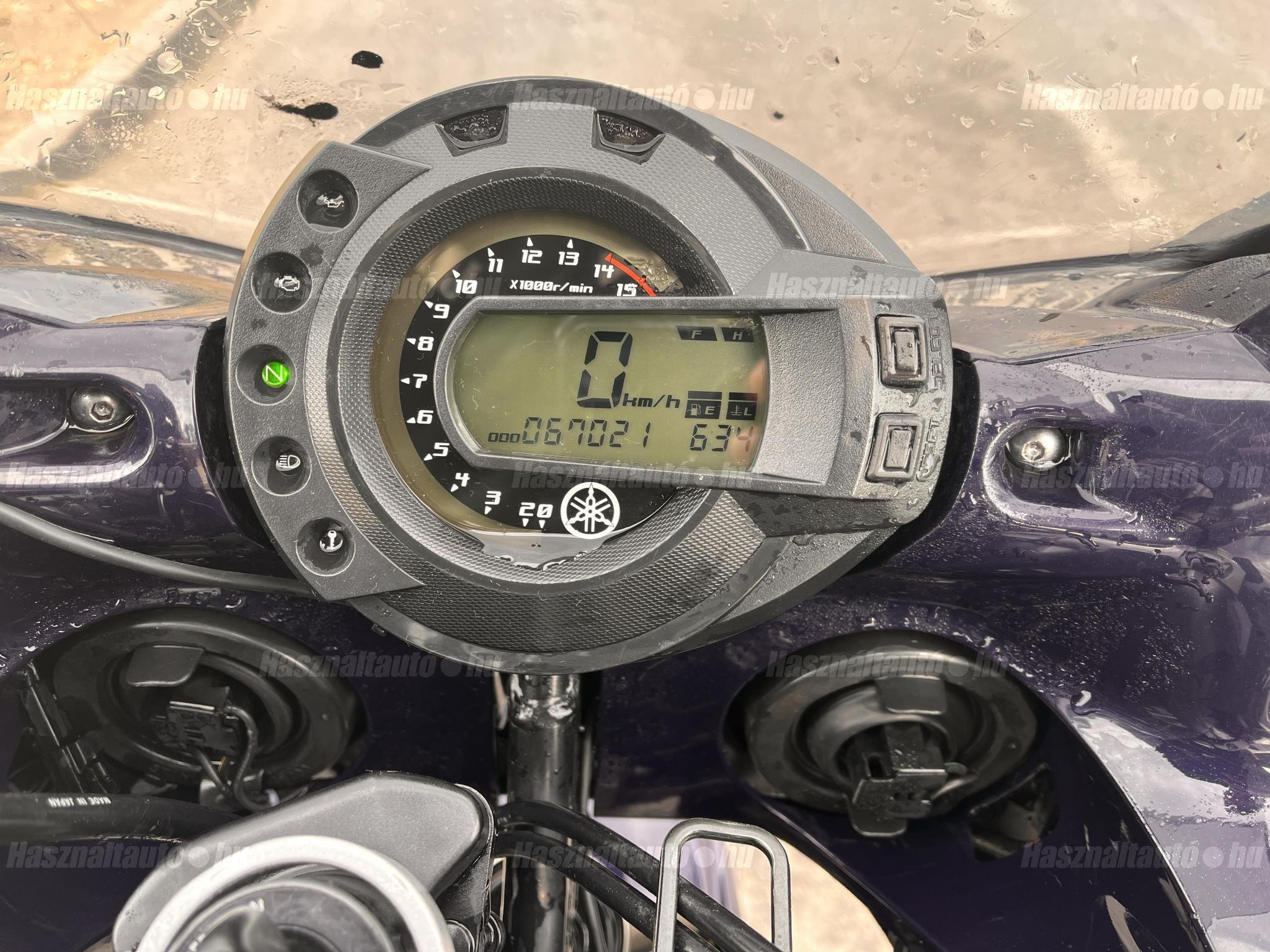 YAMAHA FZ6-S (FAZER) 2004/11 - 1