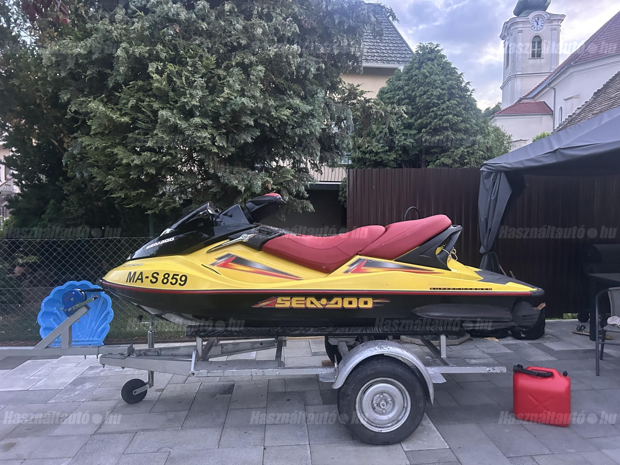 SEA-DOO 2004/8 - 1