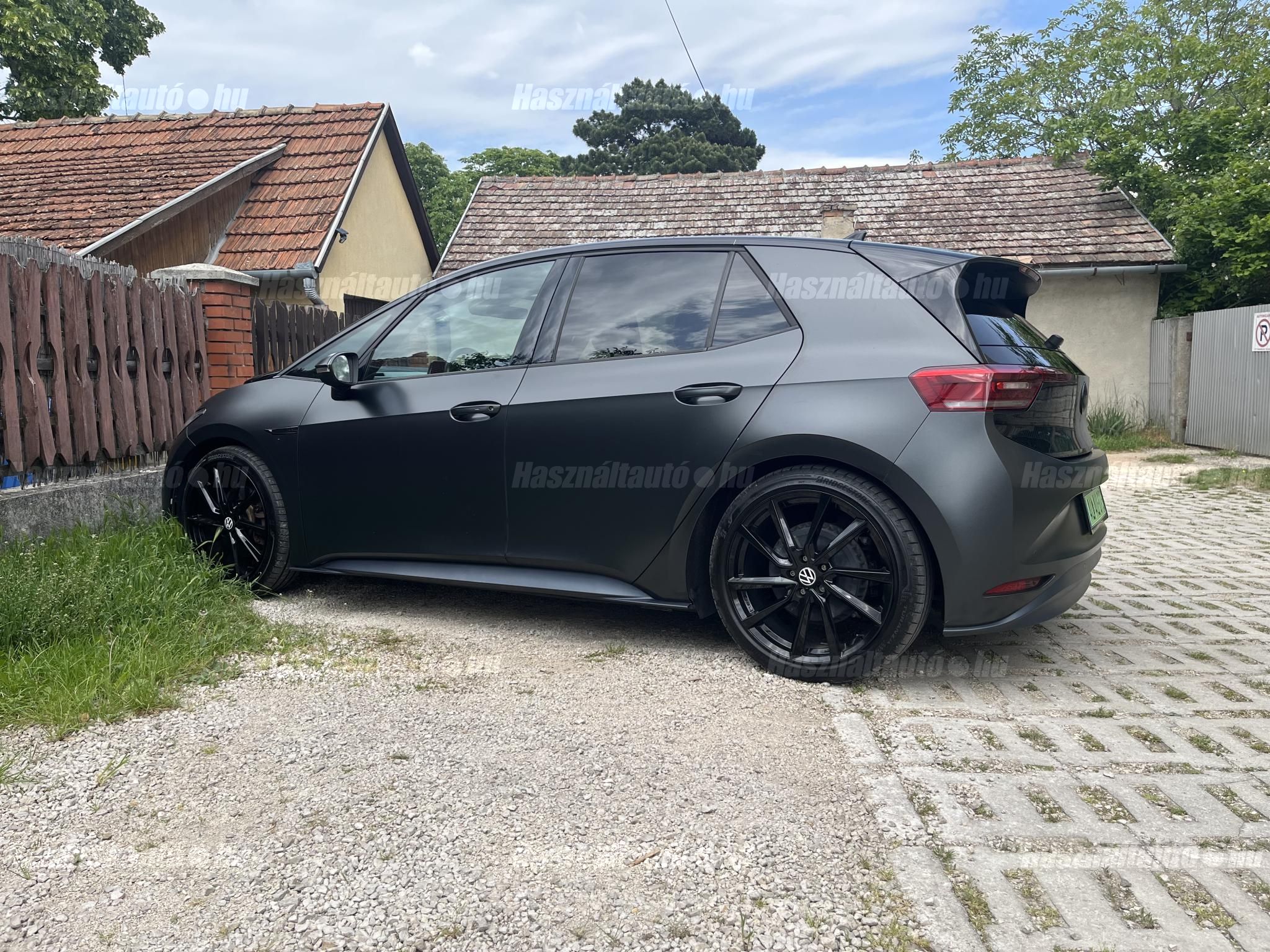 VOLKSWAGEN ID.3 2020/12 - 1