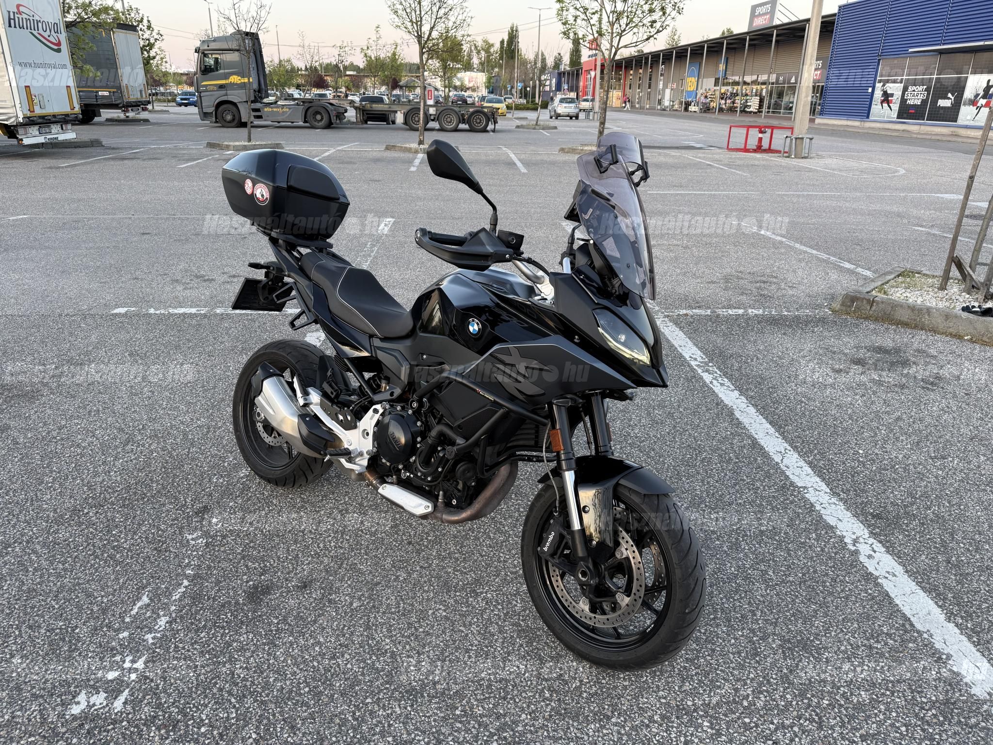 BMW F 900 XR 2022/8 - 1
