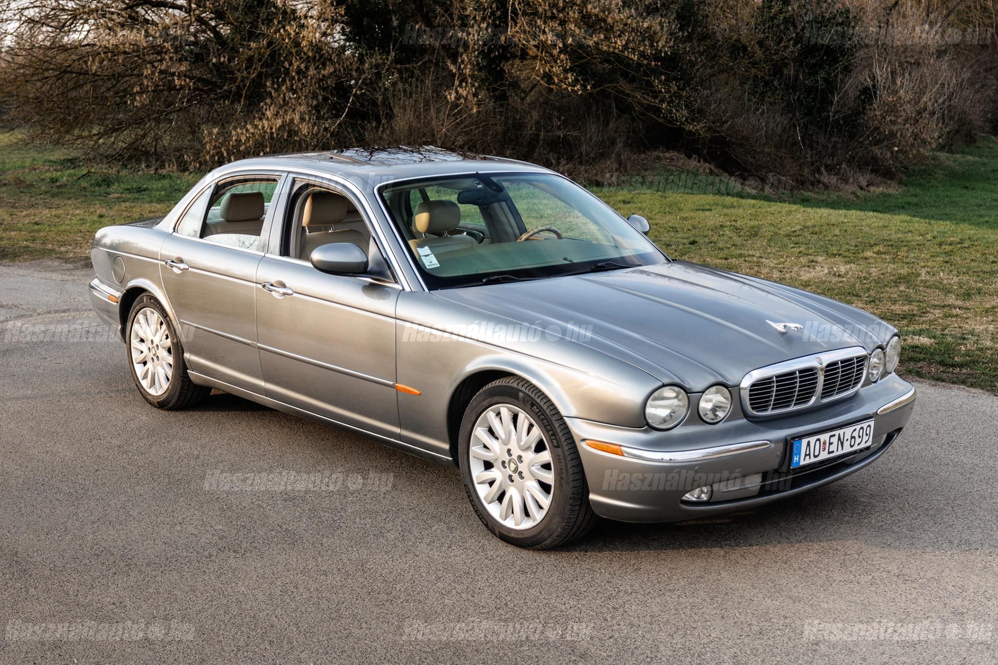 JAGUAR XJ 2003/6 - 1