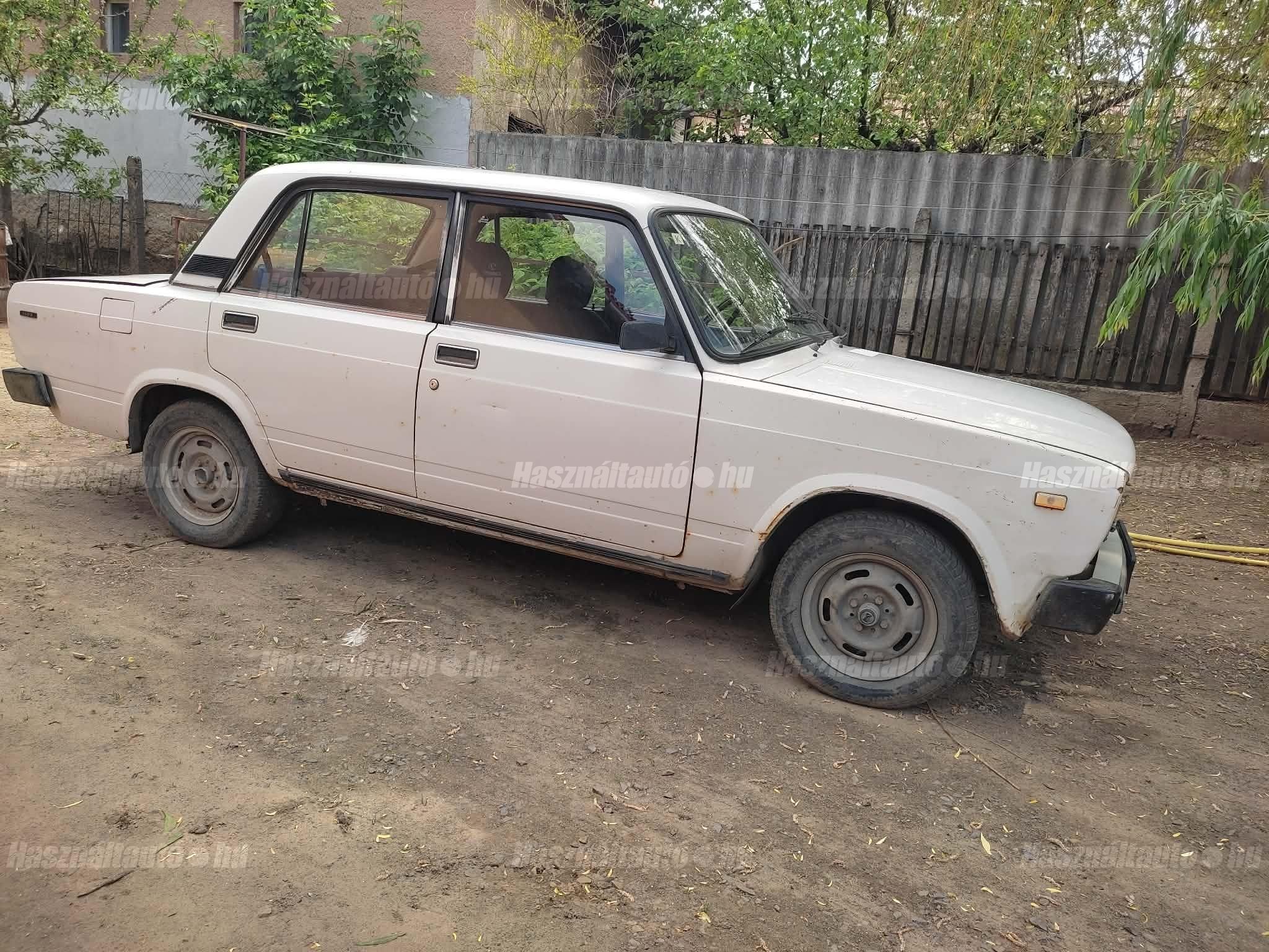 LADA 2105 1994 - 1