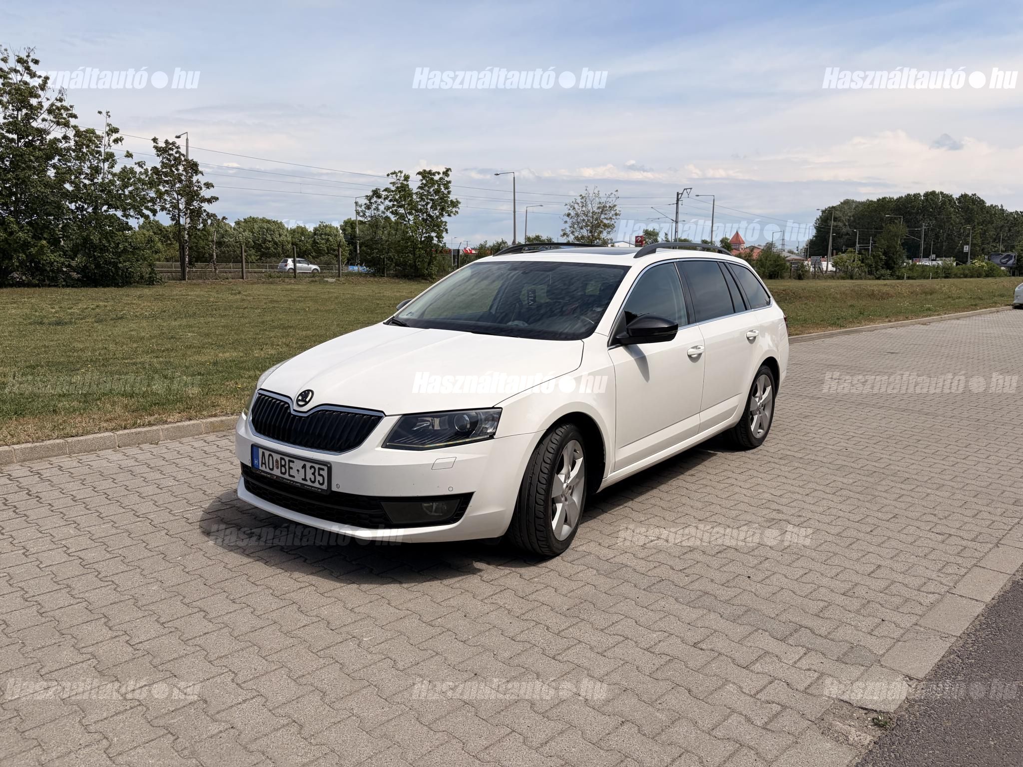 SKODA OCTAVIA 2014/7 - 1