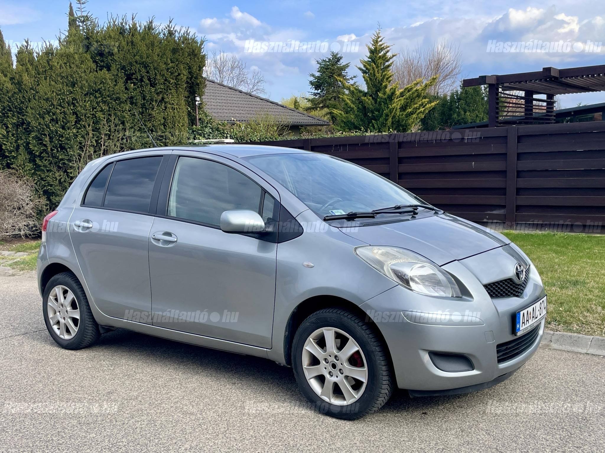 TOYOTA YARIS 2010/5 - 1