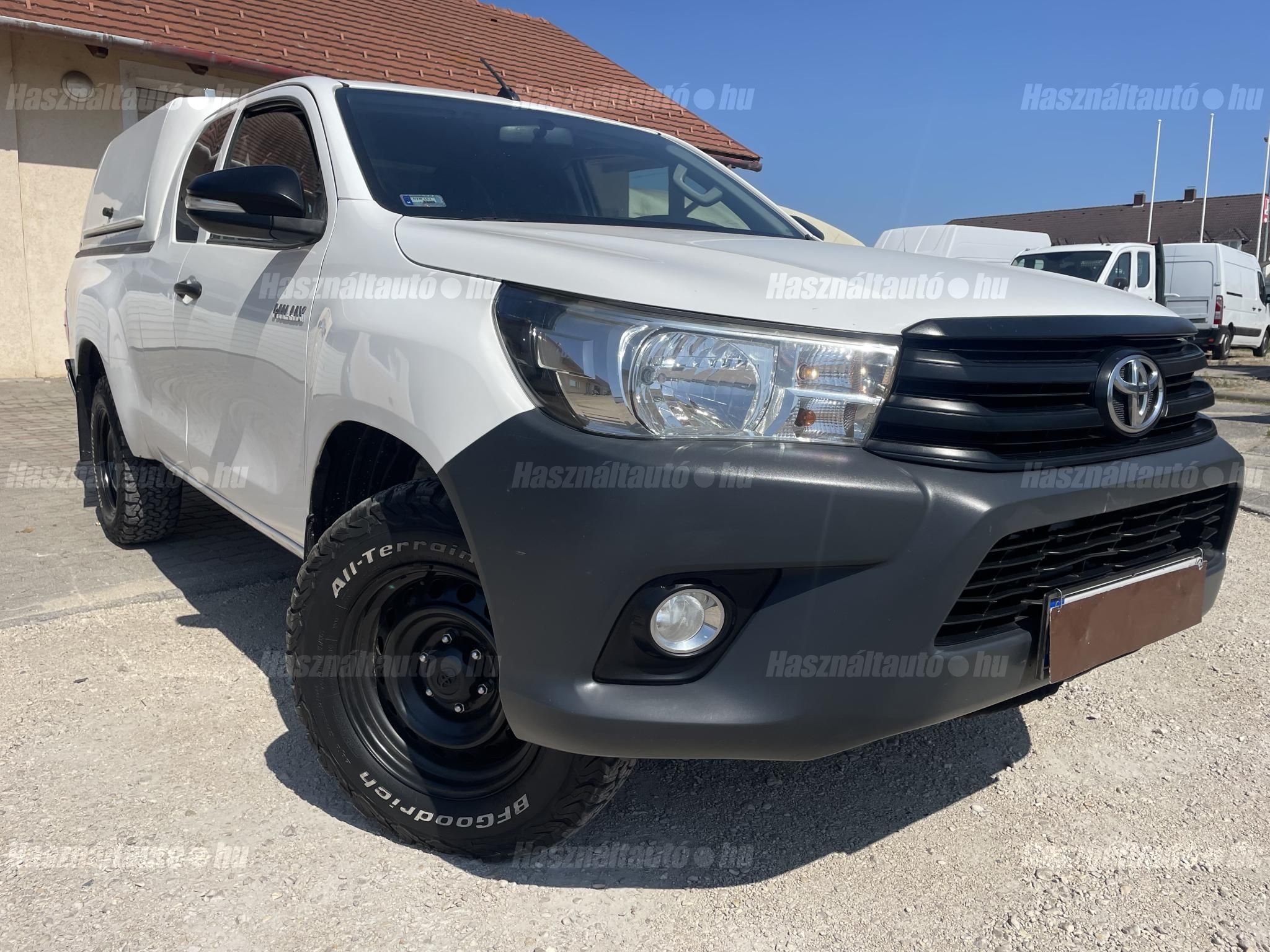 TOYOTA HILUX 2016/11 - 1