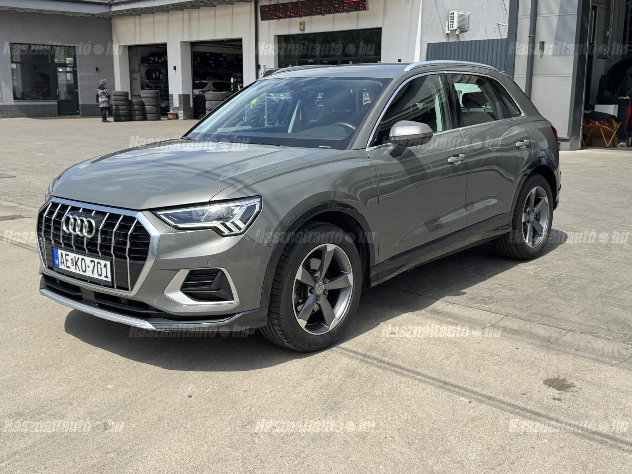 AUDI Q3 2019 - 1