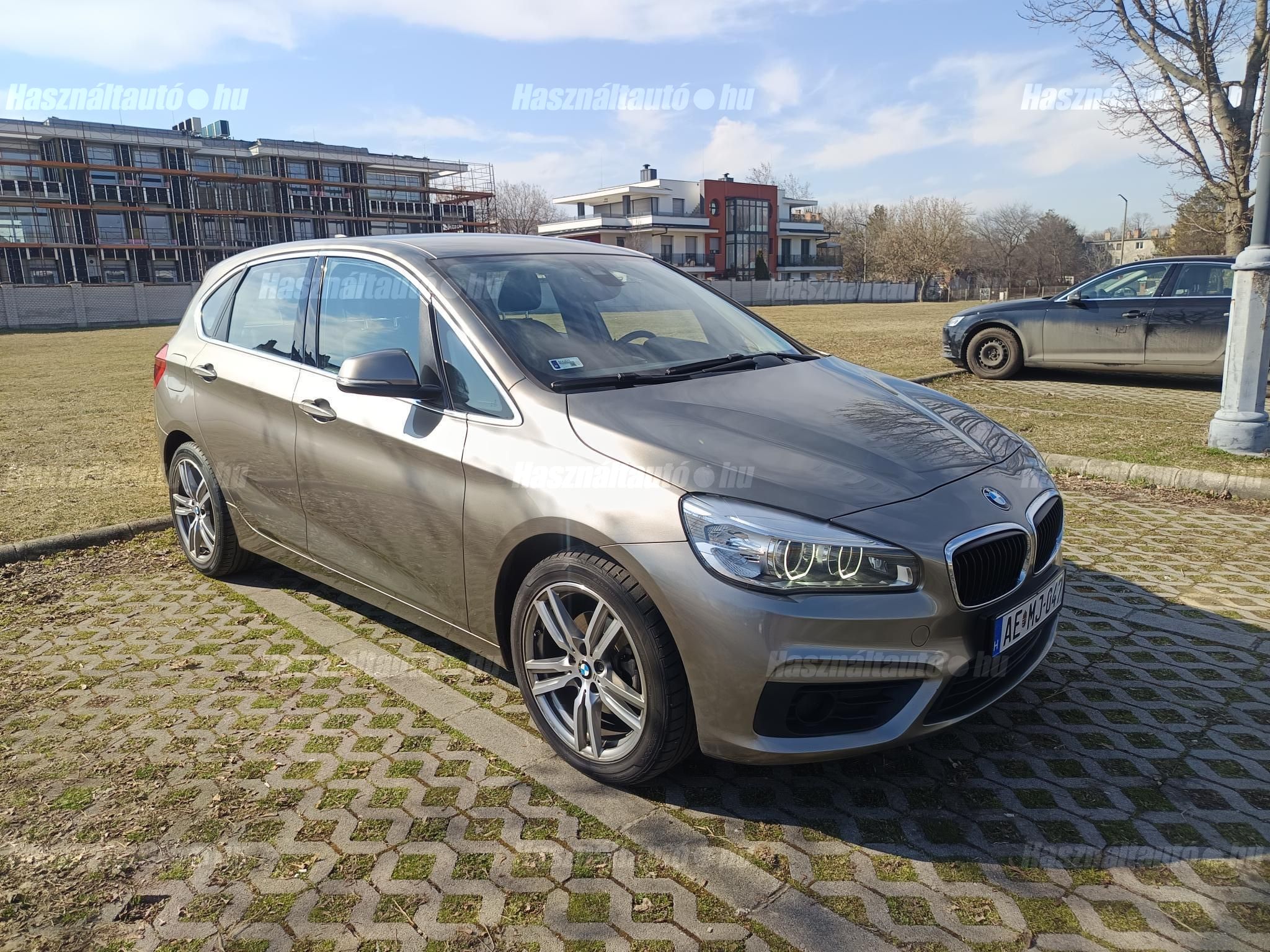 BMW 216 2015 - 1