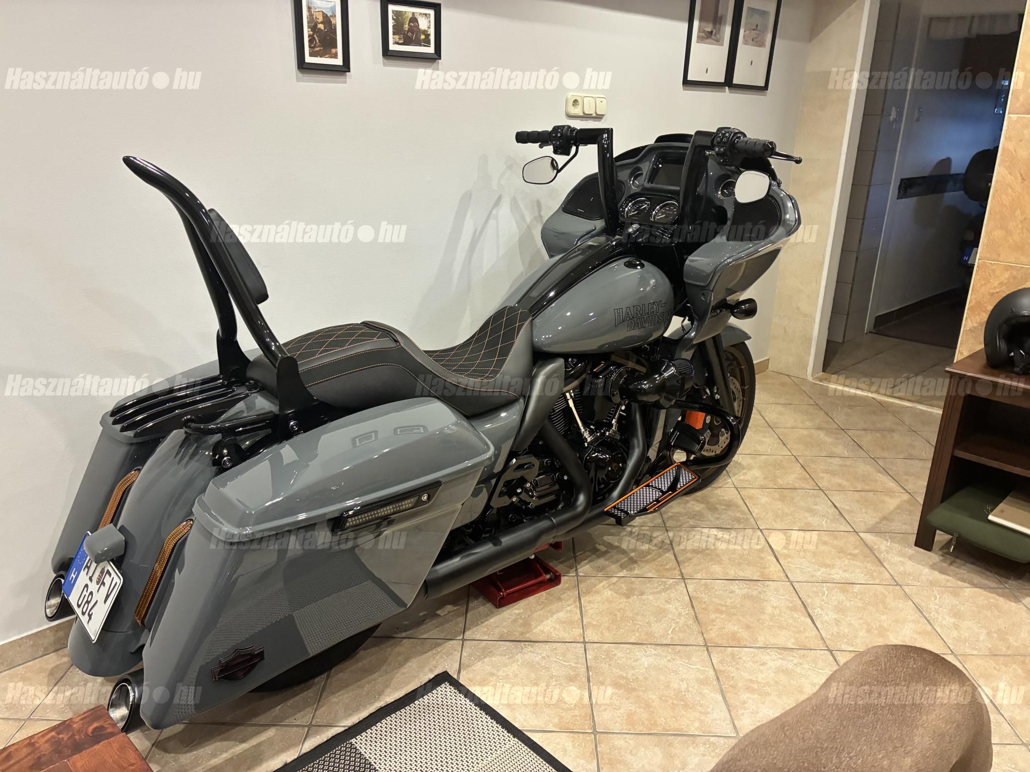 HARLEY-DAVIDSON ROAD GLIDE LIMITED 2022/6 - 1