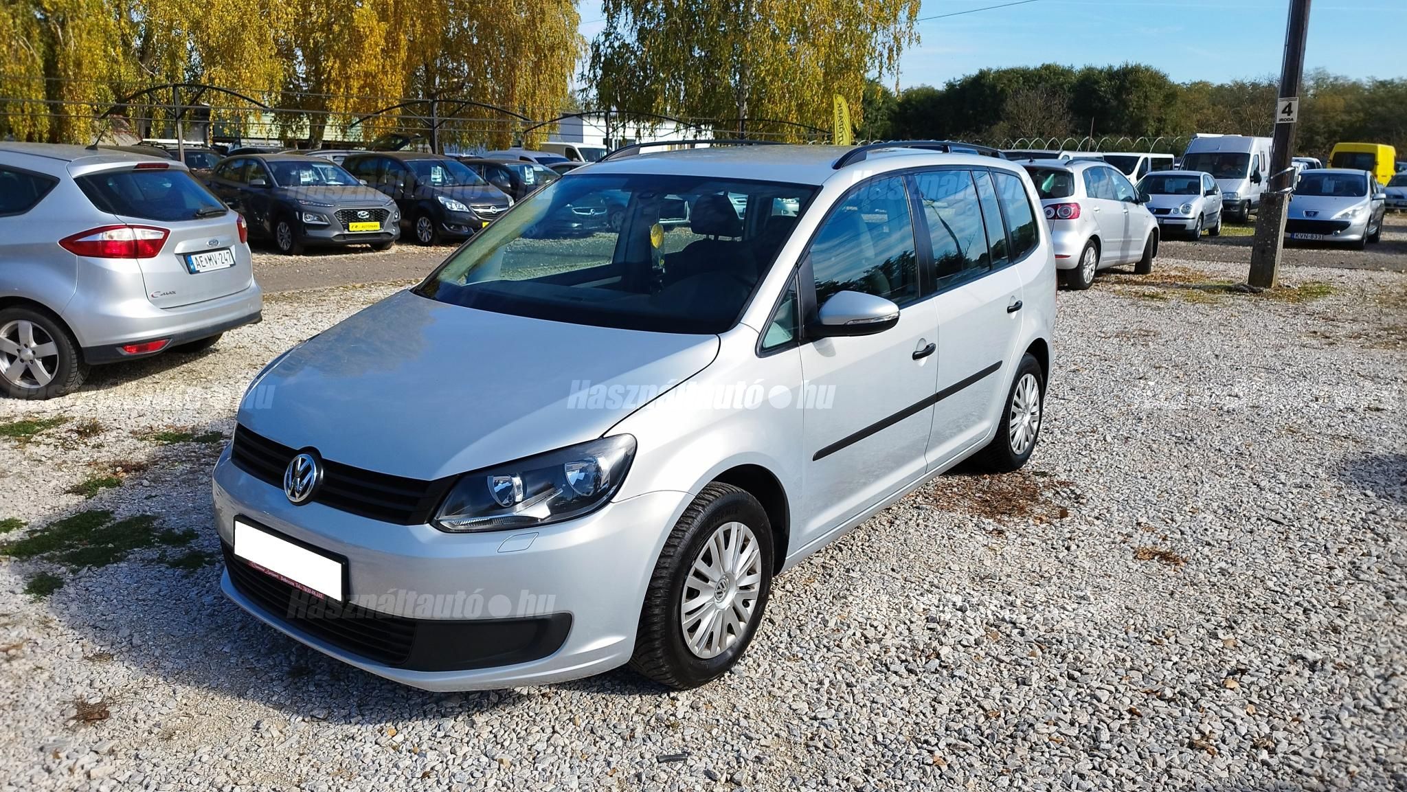 VOLKSWAGEN TOURAN 2011/7 - 1