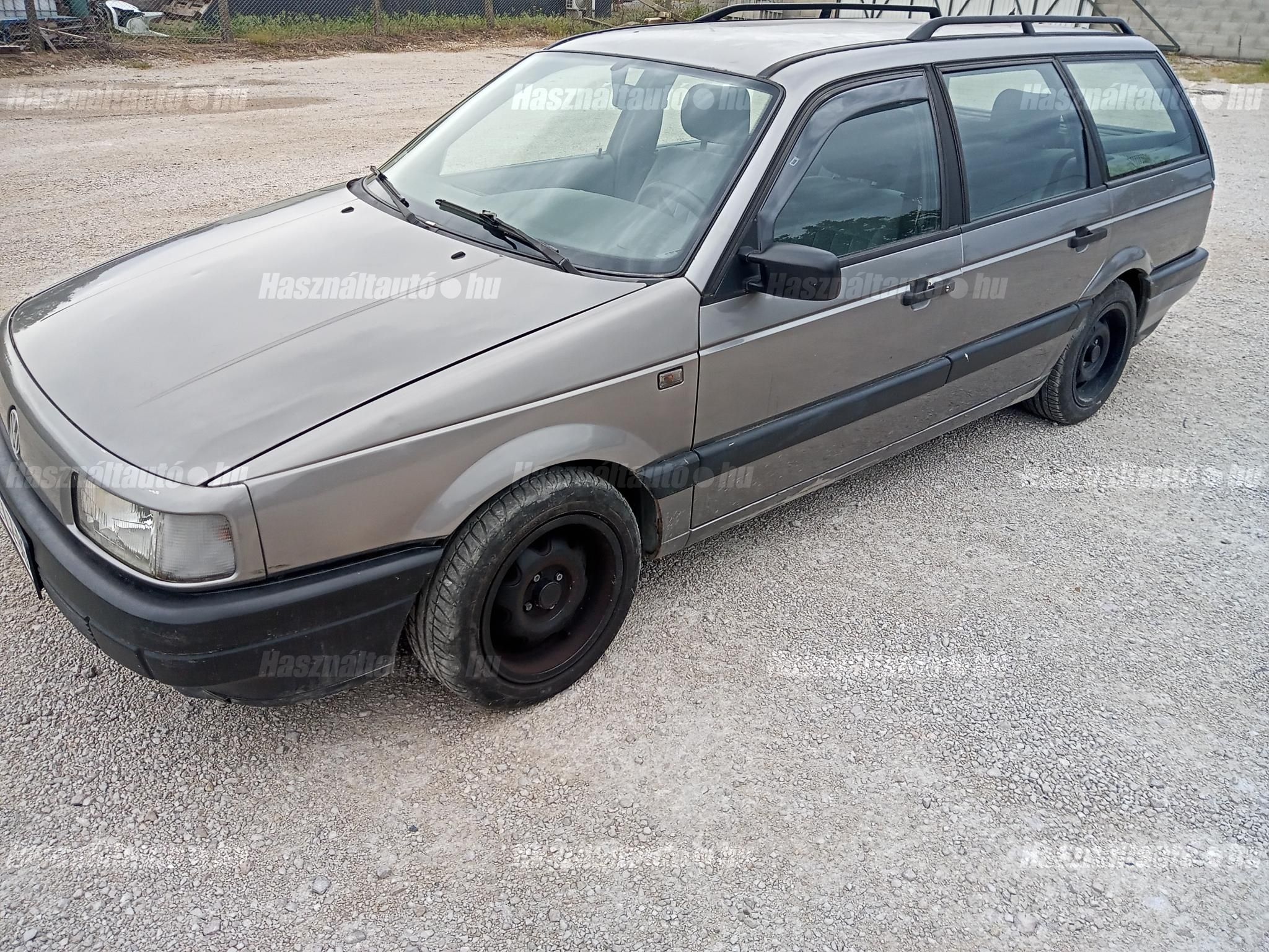 VOLKSWAGEN PASSAT III 1991/12 - 1
